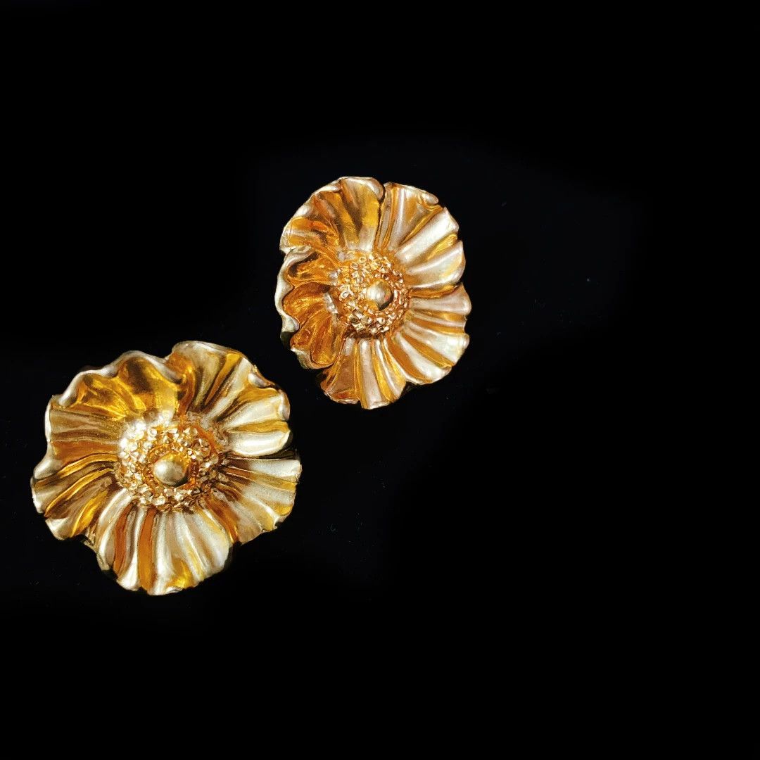 Kenzo KENZO Vintage Flower Earrings Size ONE SIZE - 1 Thumbnail