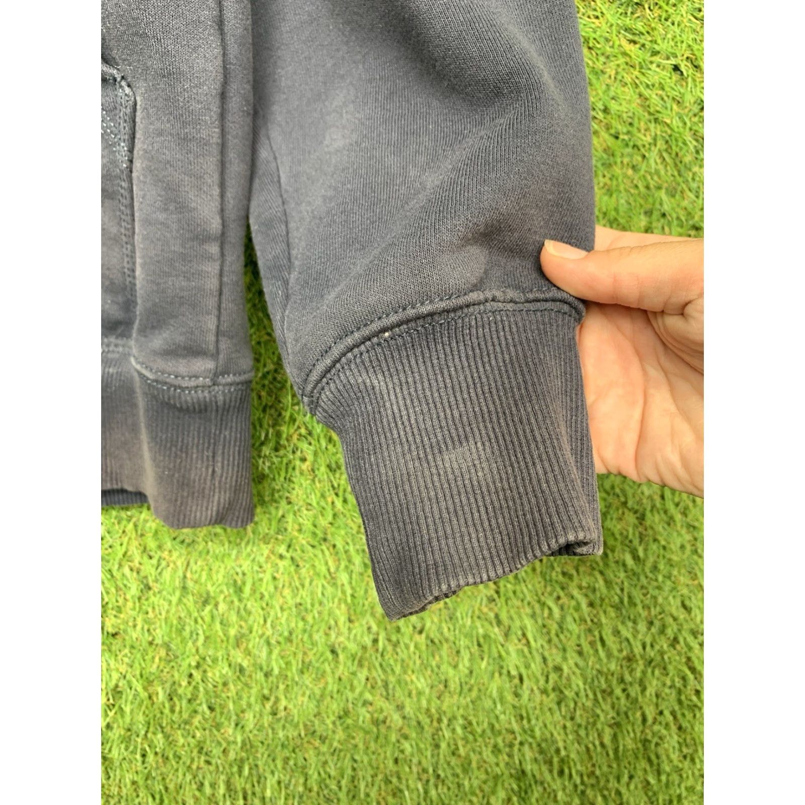 Carhartt Carhartt Hoodie Mens Heavyweight Rain Defender Pullover S Blue Fleece Cotton Blend 2000s Outdoor Workwear Mens Size US S / EU 44-46 / 1 - 6 Thumbnail