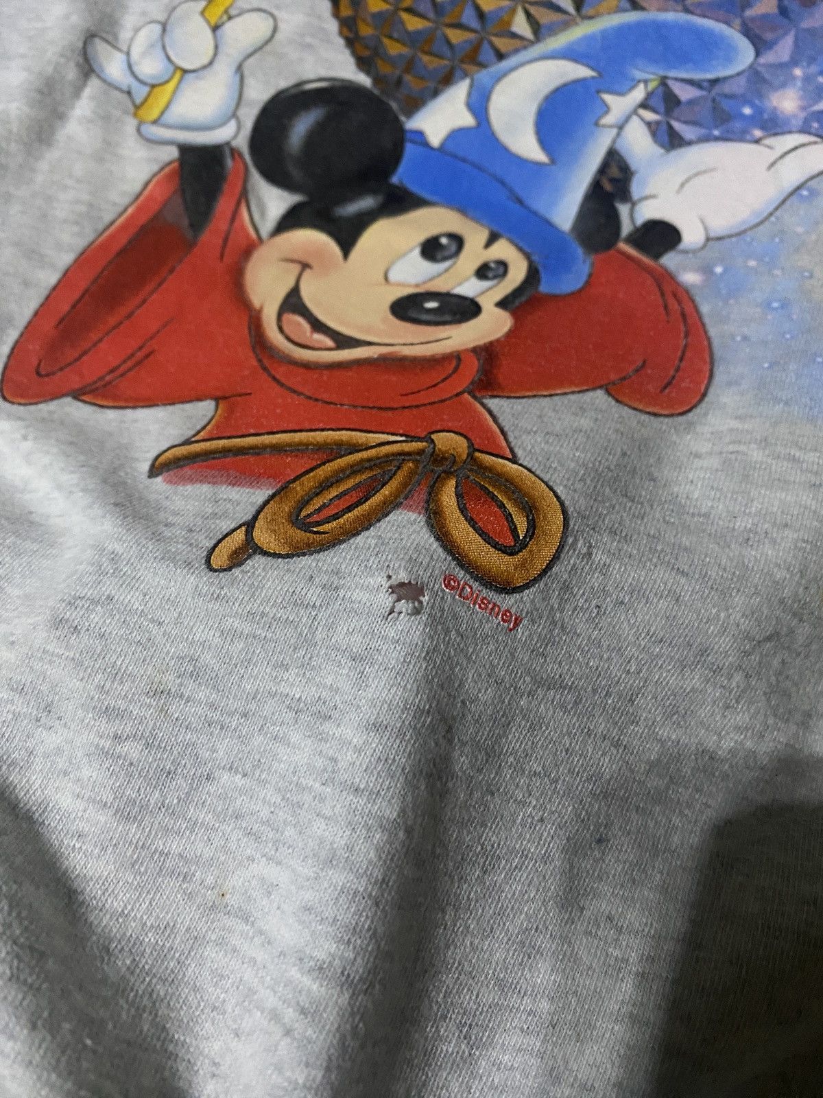 Disney Vintage Disney Epcot Promotional Mickey Graphic Tee Size US XL / EU 56 / 4 - 5 Thumbnail