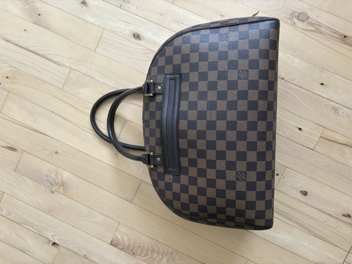 Louis Vuitton Louis Vuitton Nolita bag Size ONE SIZE - 1 Thumbnail