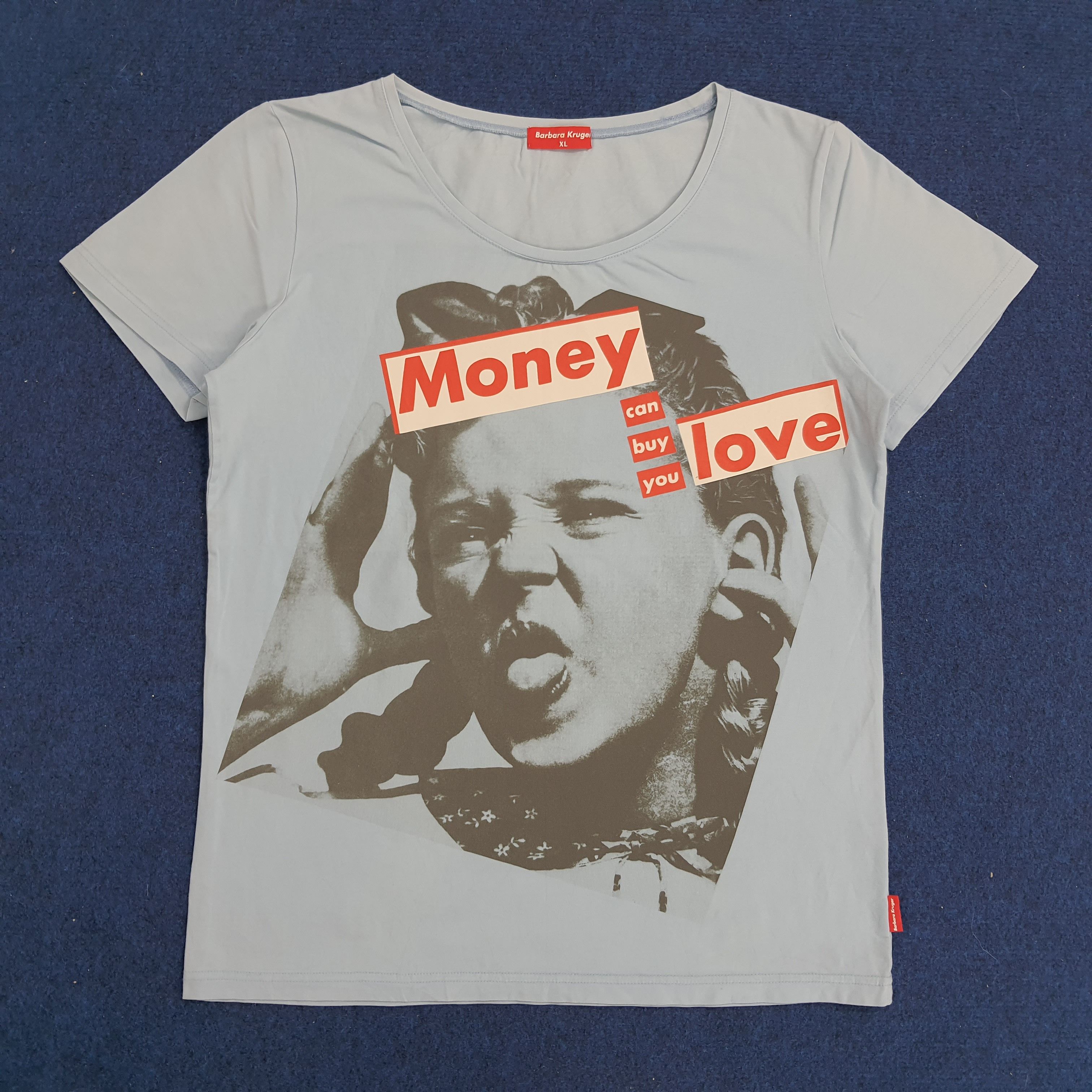 Barbara Kruger Tshirt - www.rajagirimanappuram.com