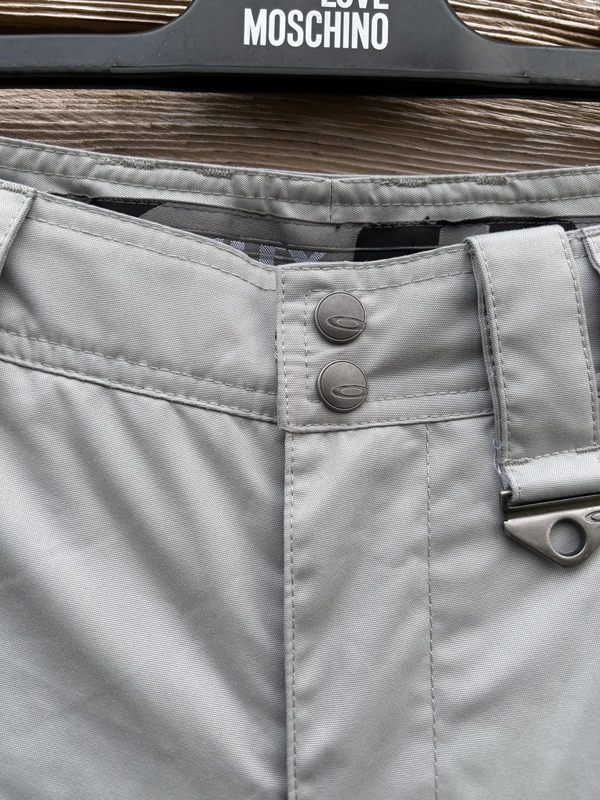 Oakley Vintage Oakley A/W11 Ski Pants Trousers In Grey Size US 30 / EU 46 - 3 Thumbnail