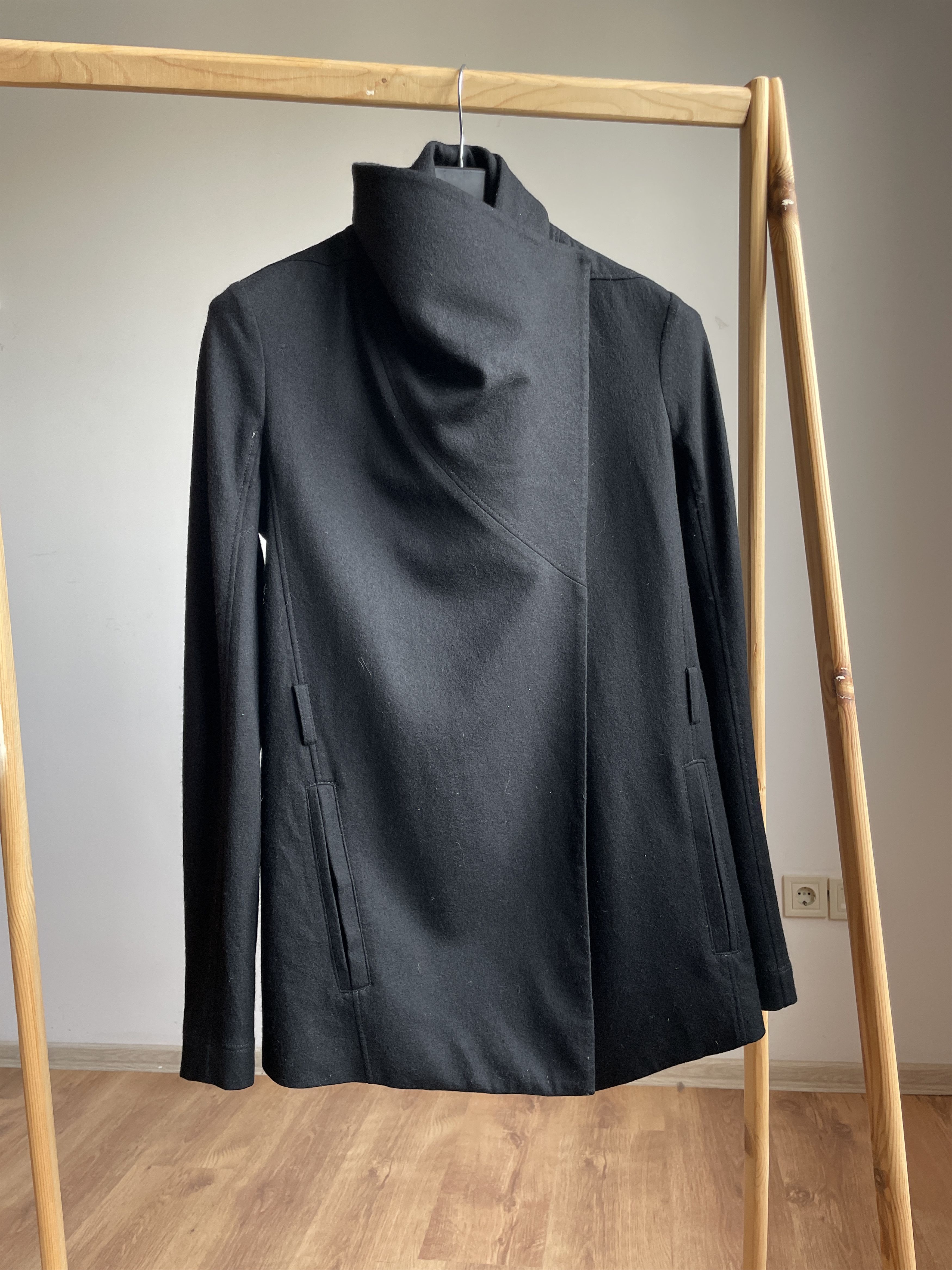 Helmut Lang Helmut Lang Womens Sonar Overlap Wool Coat Size S Size S / US 4 / IT 40 - 2 Thumbnail