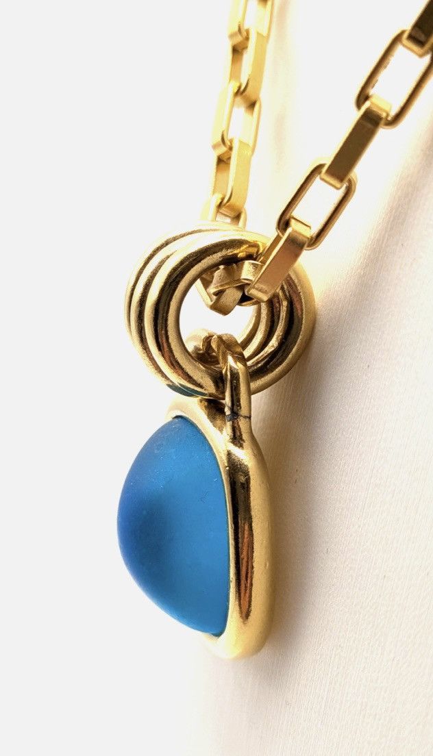 Givenchy Authentic Givenchy Blue Moon Gold Tone Pendant Size ONE SIZE - 4 Thumbnail