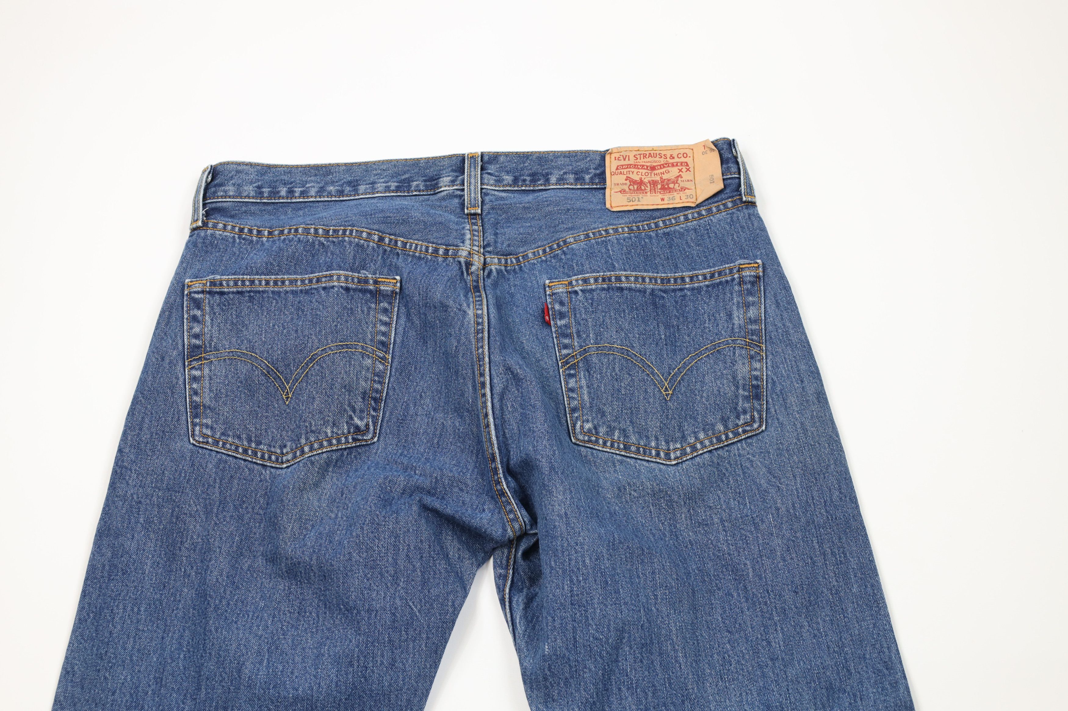 Levi's Vintage Y2K 2006 Levis 501xx Fly Original Fit Denim Jeans Size US 36 / EU 52 - 10 Thumbnail