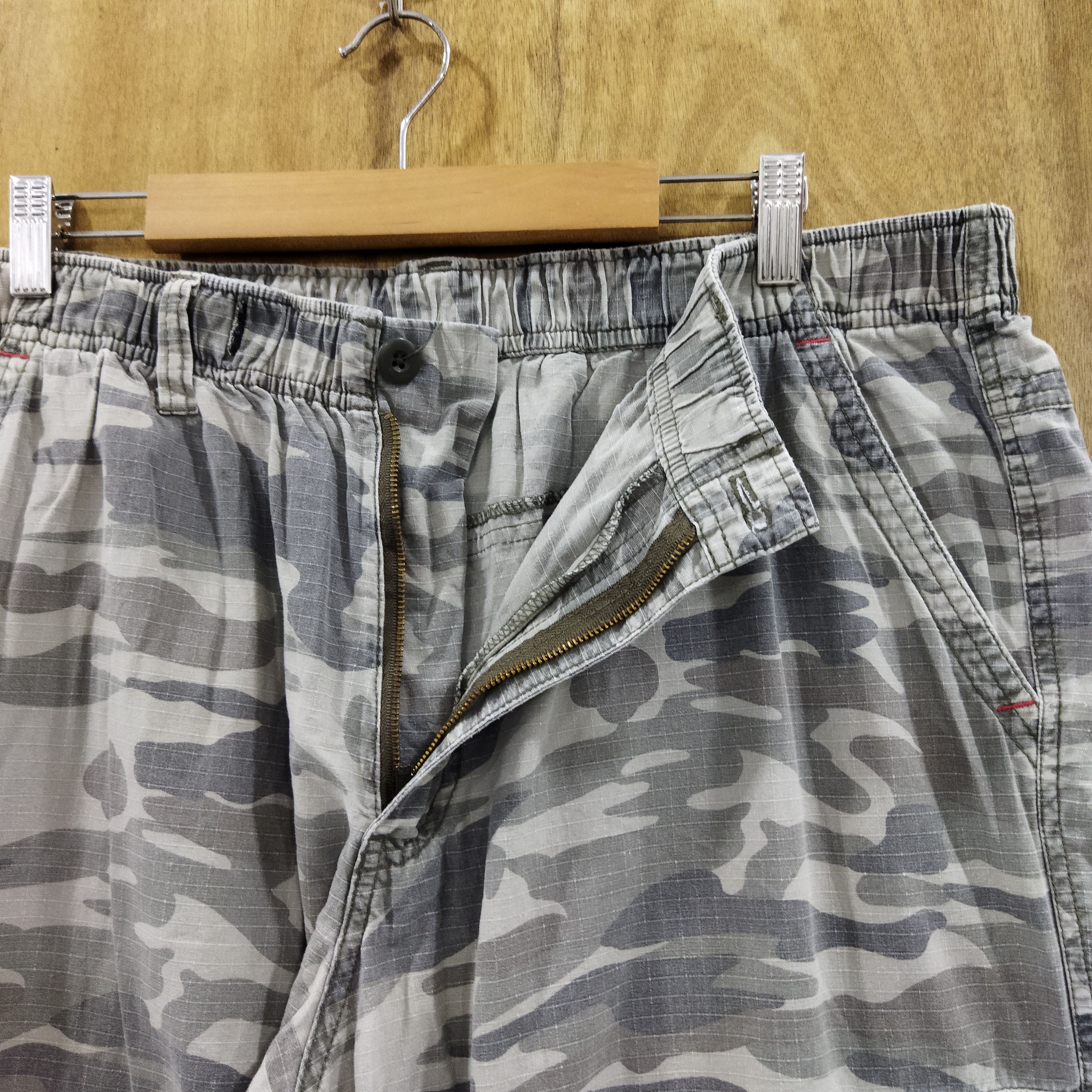 Japanese Brand TREVDE GREY CAMO CARGO PANTS Size US 34 / EU 50 - 6 Thumbnail