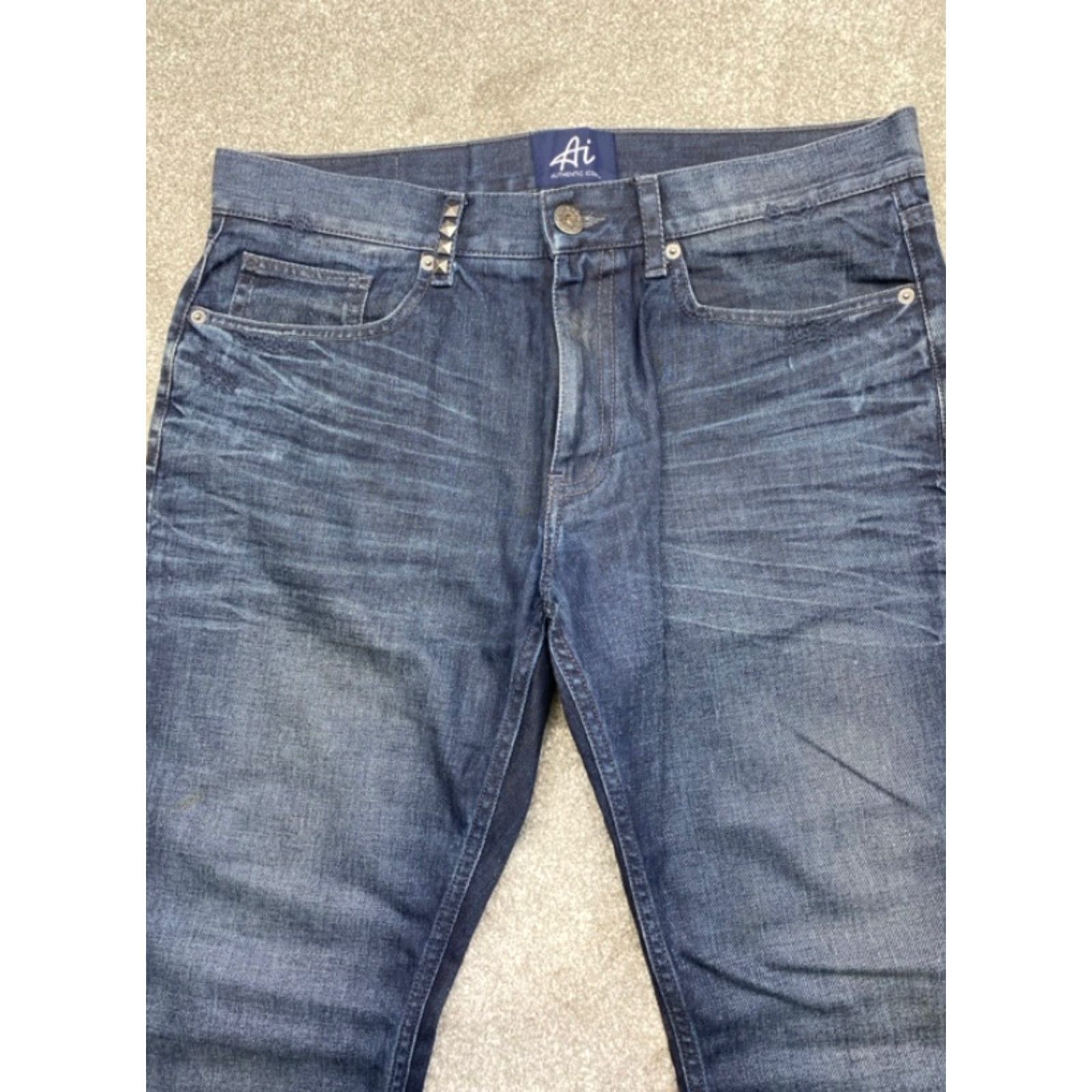 Denime VINTAGE Authentic Icon Jeans Mens 36x30 Blue Denim Studded Straight Leg 5577 Size US 36 / EU 52 - 6 Thumbnail