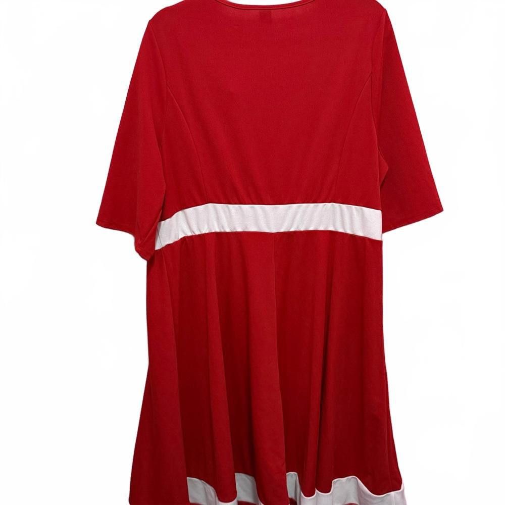 Designer Chic Red Dress with White Accents Size 4XL / US 24-26 - 2 Thumbnail