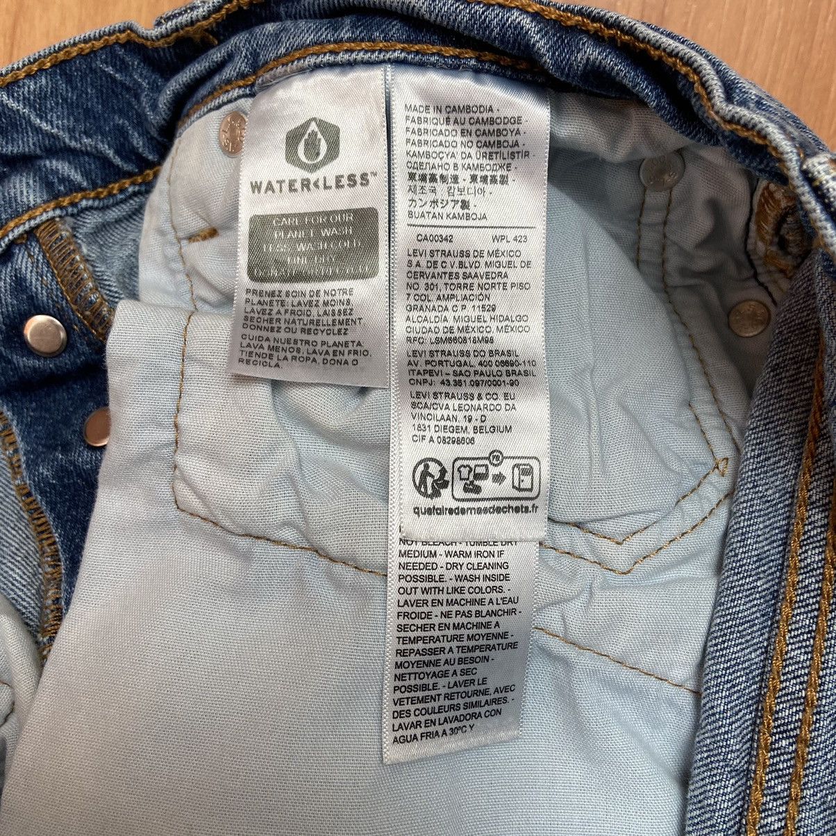 Levi's Levi’s Men’s 501 Button Fly Jeans Size 29x30 Size US 29 - 11 Thumbnail