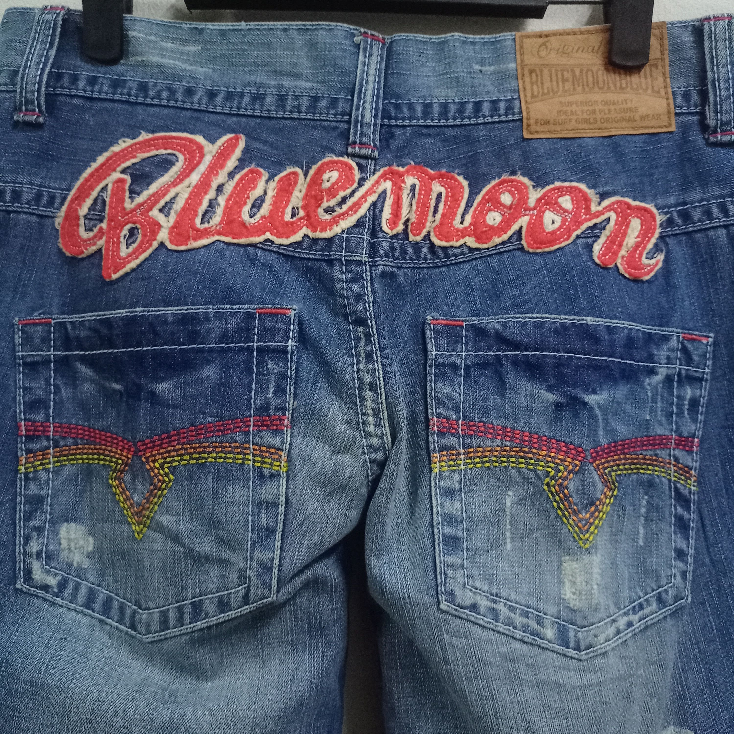 image of Distressed Denim Vintage Blue Moon Blue Spell Out Distressed Baggy Jeans in Blue Wash (Size 32)