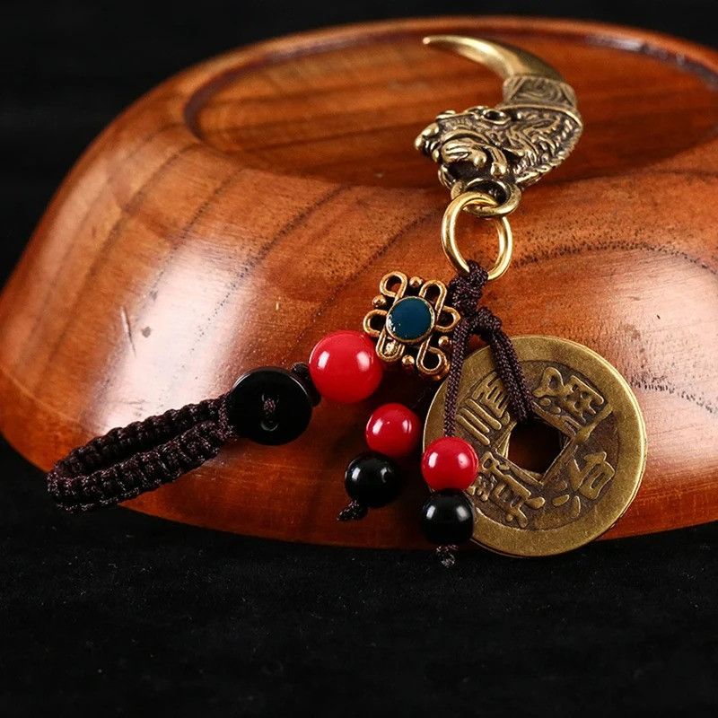 Other Lucky Wolf Teeth Keyring Car Keychain Brass Hanging Charms Size ONE SIZE - 2 Thumbnail