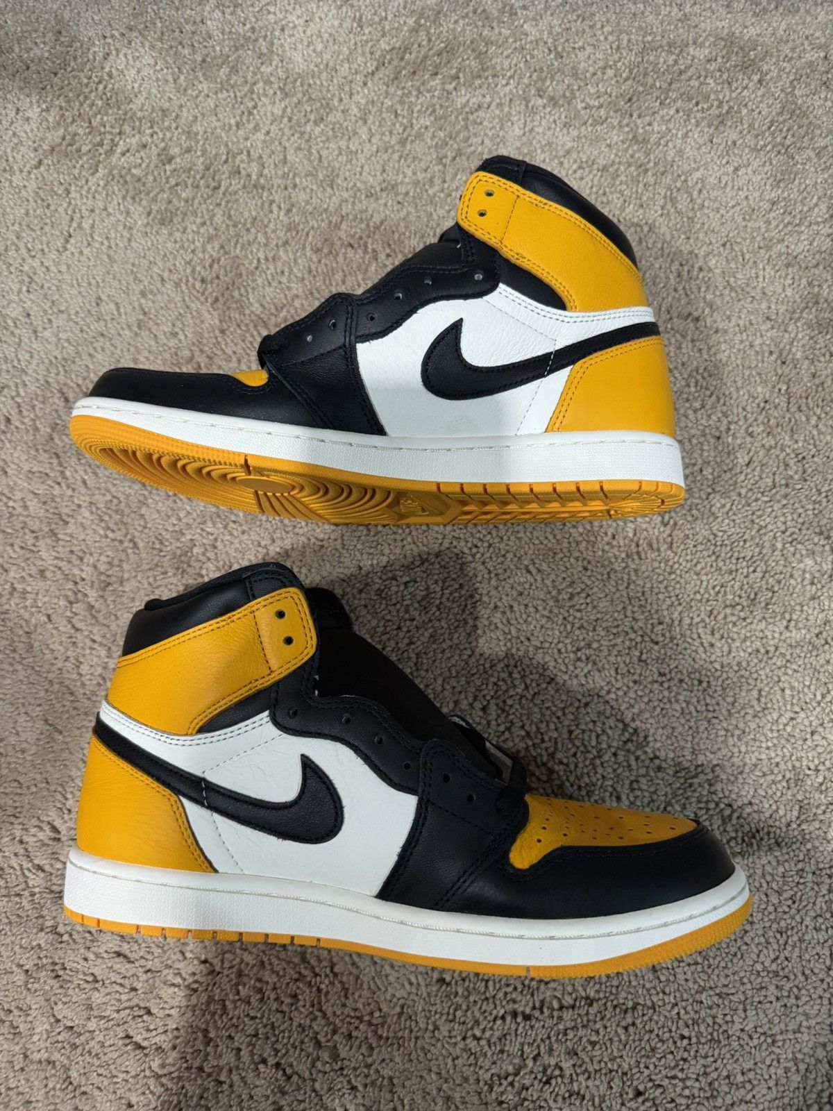 Jordan Brand Jordan 1 Yellow Toe Size US 10 / EU 43 - 1 Thumbnail