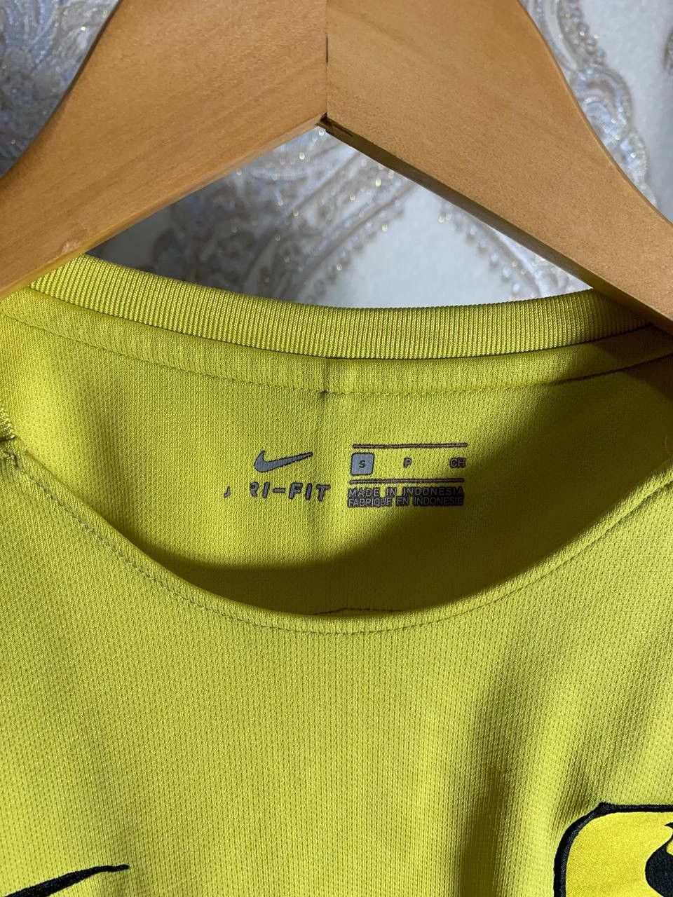 Vintage VERY RARE NIKE FC TOTTENHAM HOTSPUR ENGLAND SOCCER JERSEY Size US S / EU 44-46 / 1 - 4 Thumbnail