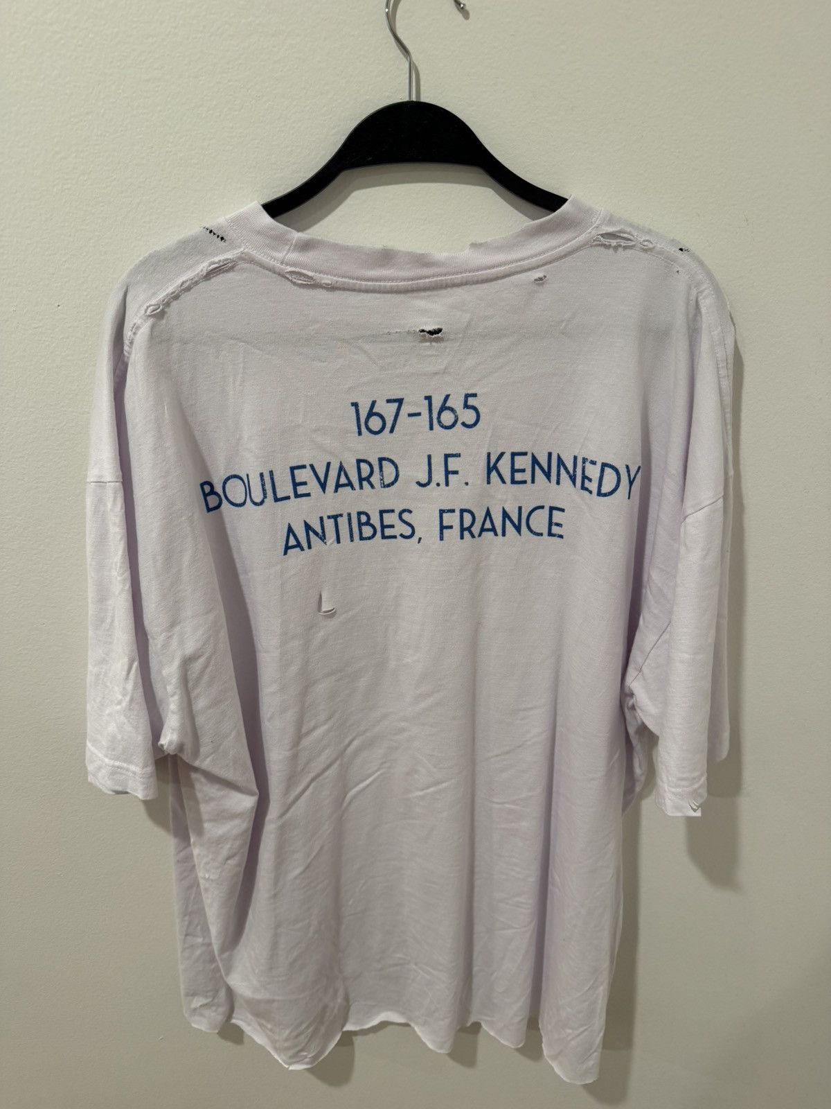 Other Hotel Du Cap Vintage JFK Tee (Crazy distressing) Size US XL / EU 56 / 4 - 2 Thumbnail