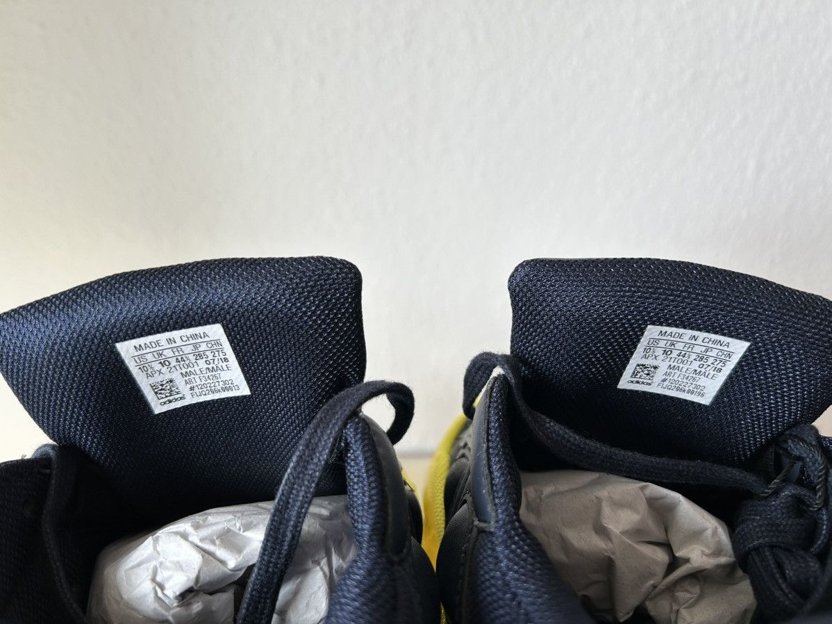 Adidas × Raf Simons Raf Simons x Adidas Ozweego Size US 10.5 / EU 43-44 - 8 Thumbnail