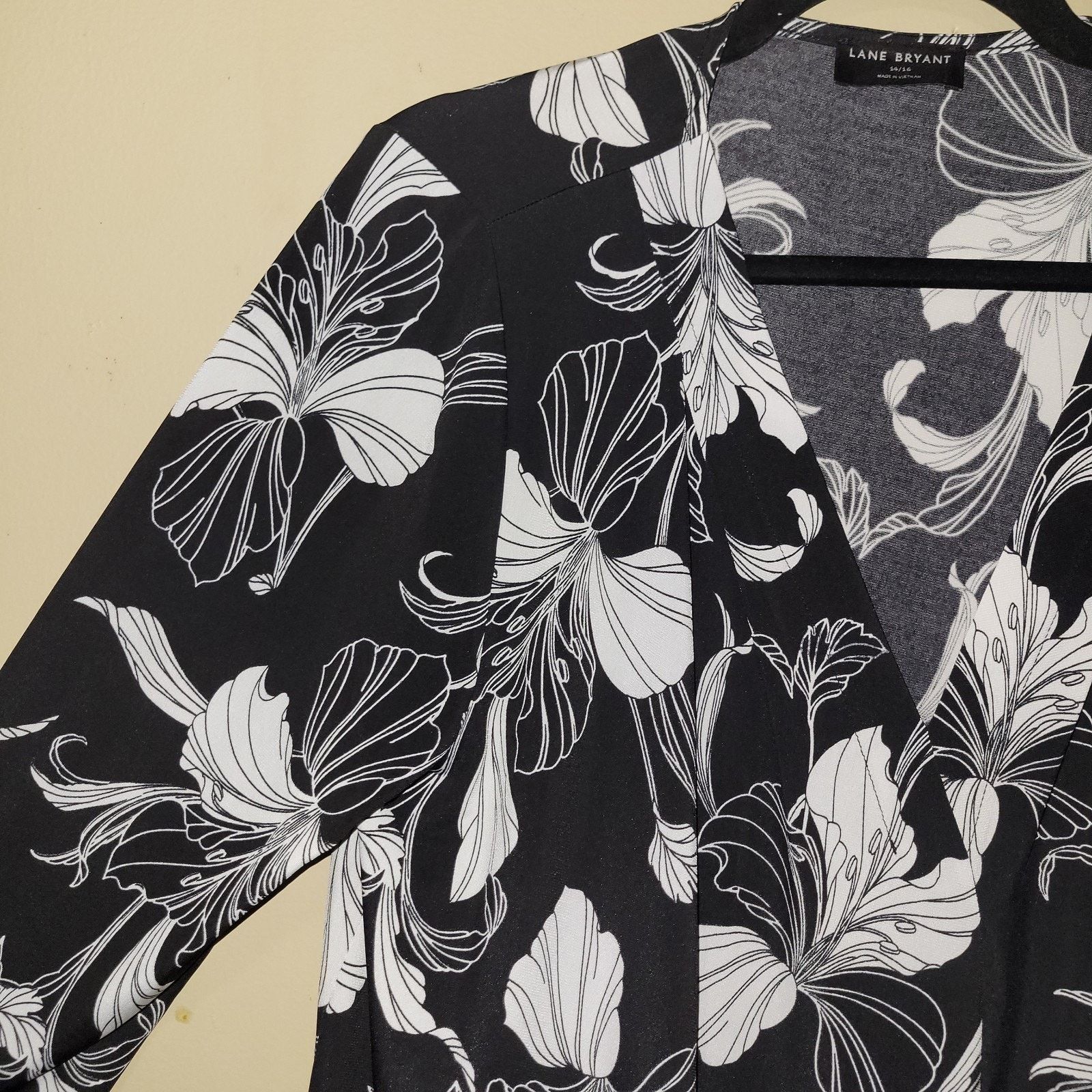 & Other Stories Lane Bryant Tunic Top 14/16 Black Floral Print V-Neck Lined Size XL / US 12-14 / IT 48-50 - 7 Thumbnail