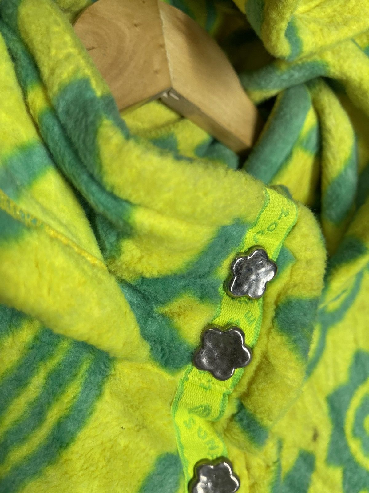 Ellesse × Goldwin Vintage Ellesse Neon Floral Fleece Button Jacket Size US M / EU 48-50 / 2 - 3 Thumbnail