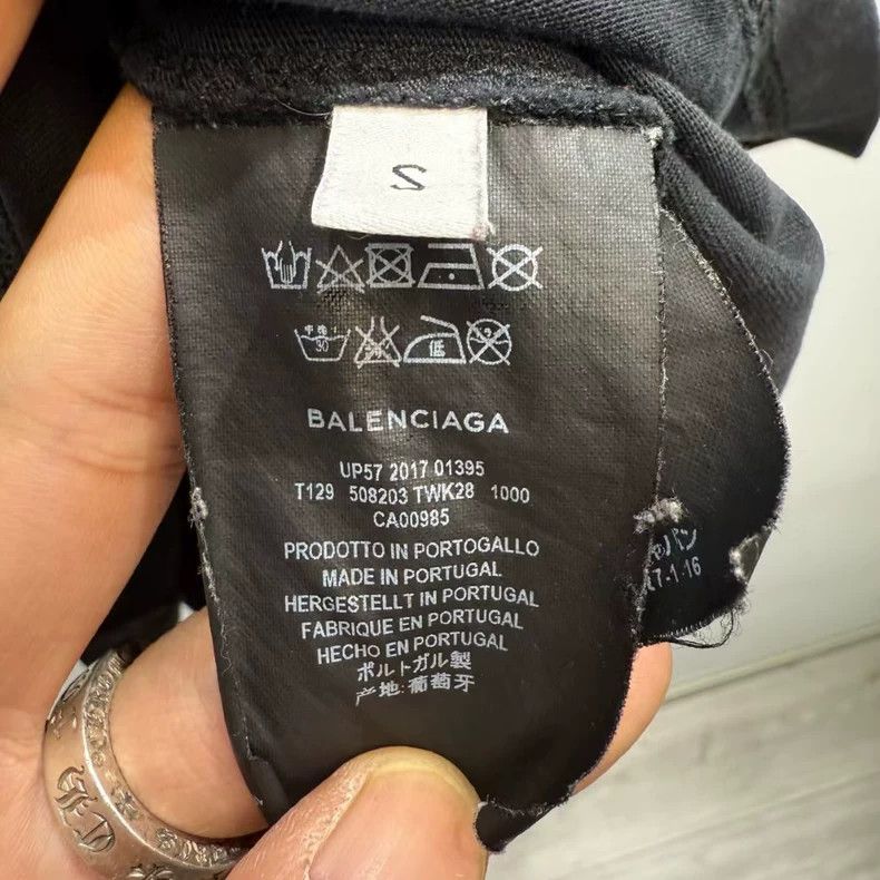 Balenciaga Balenciaga Classic Coke Print Logo Short Sleeve Size US S / EU 44-46 / 1 - 3 Thumbnail