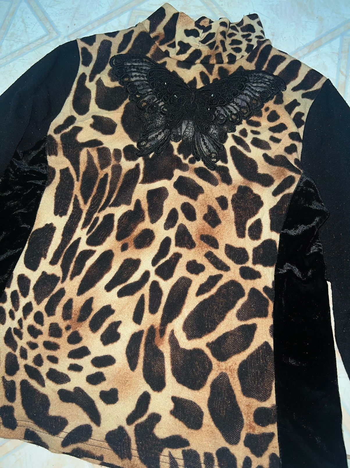 Dolce & Gabbana Y2K butterfly leopard turtle neck top🦋 🐆 Size ONE SIZE - 9 Thumbnail