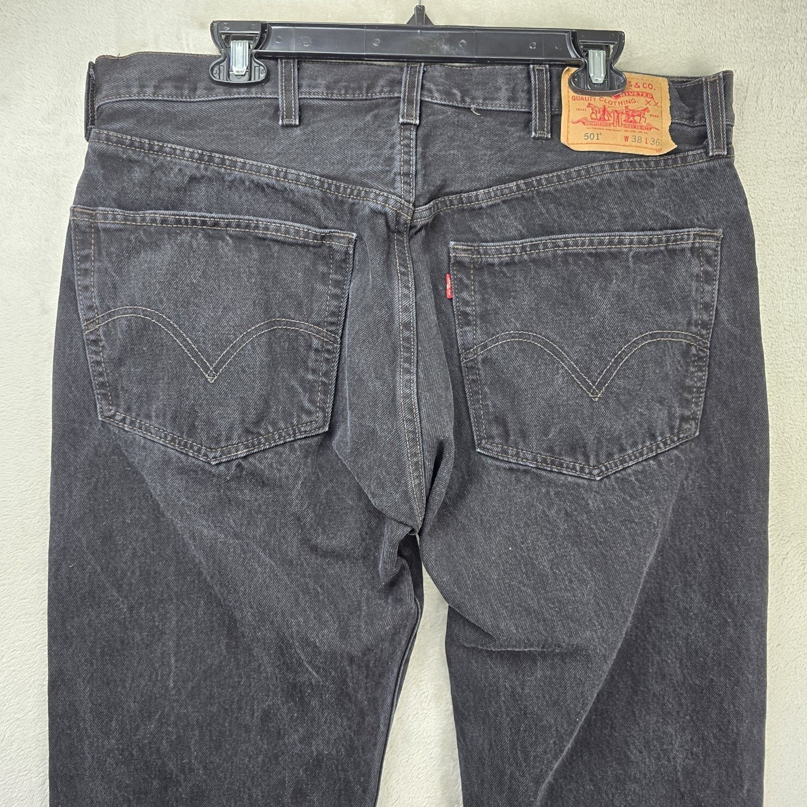 Levi's Vintage Levis 501 Jeans 38x36 (Fits 37x33.5) Black Denim Y2K Size US 38 / EU 54 - 8 Thumbnail