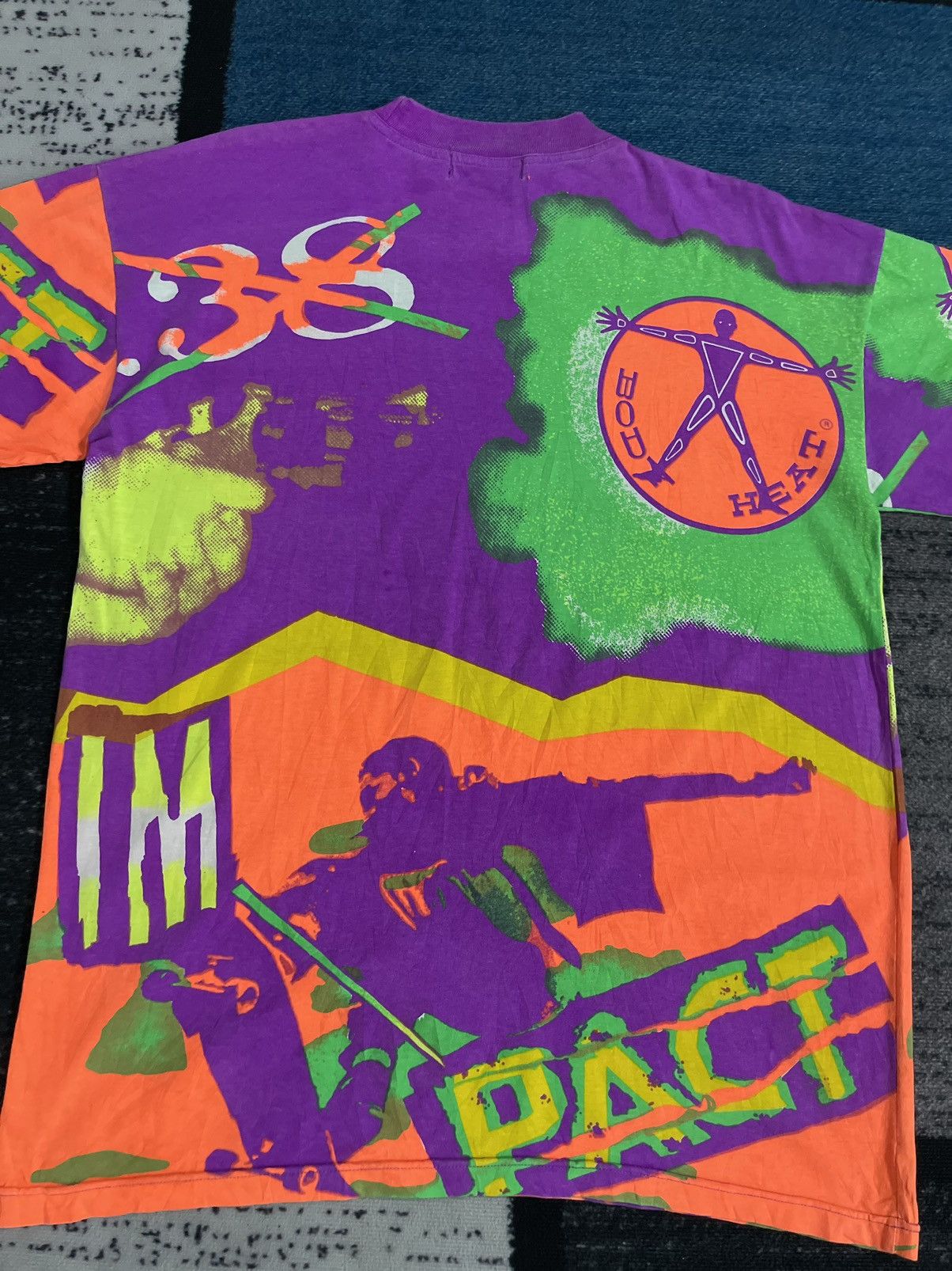 Japanese Brand × Vintage VINTAGE BODY HEAT FULLPRINT MULTICOLOUR TSHIRT Size US L / EU 52-54 / 3 - 6 Thumbnail