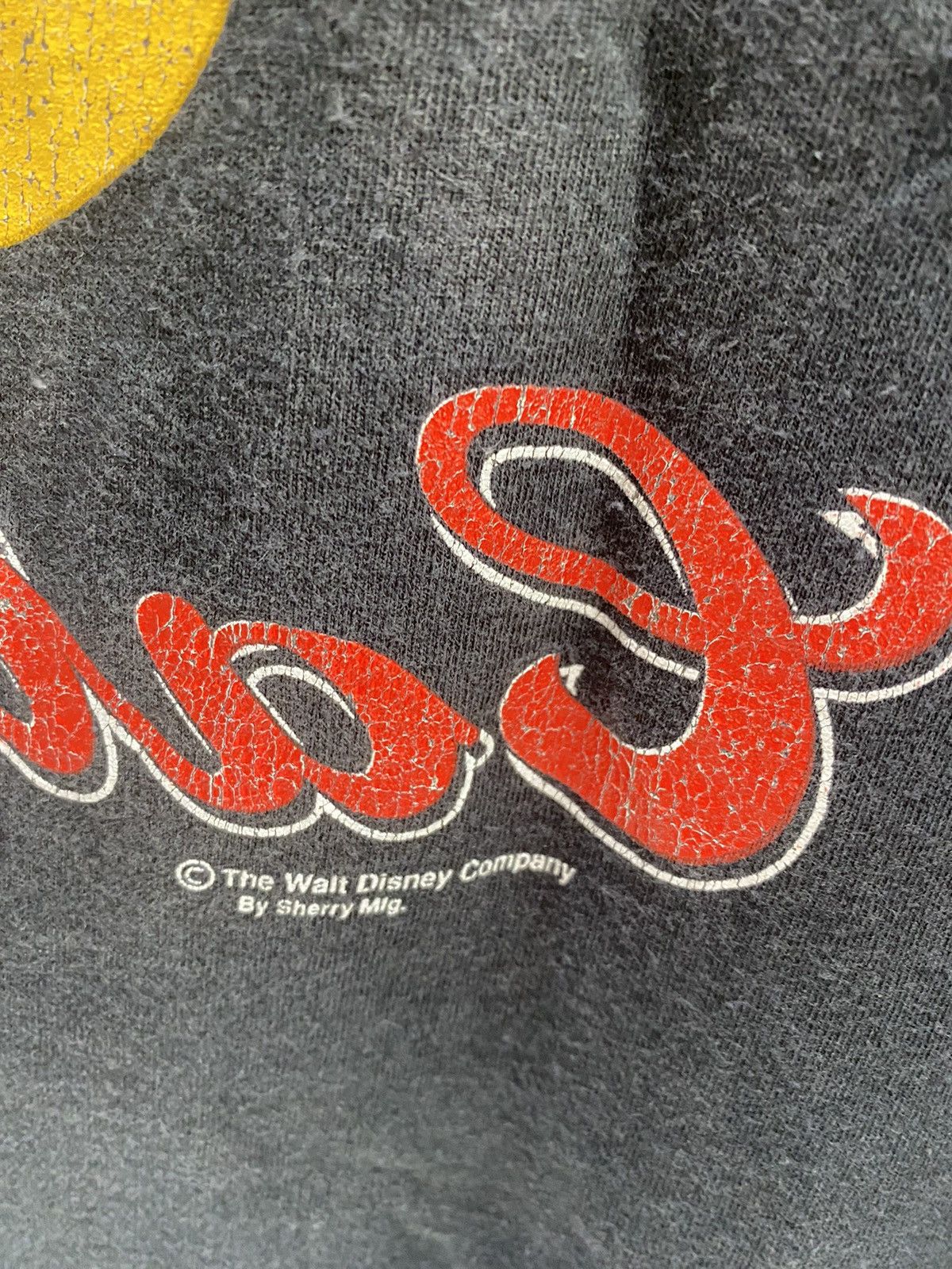 Mickey Mouse VINTAGE MICKEY MOUSE DISTRESSED Size US M / EU 48-50 / 2 - 16 Thumbnail