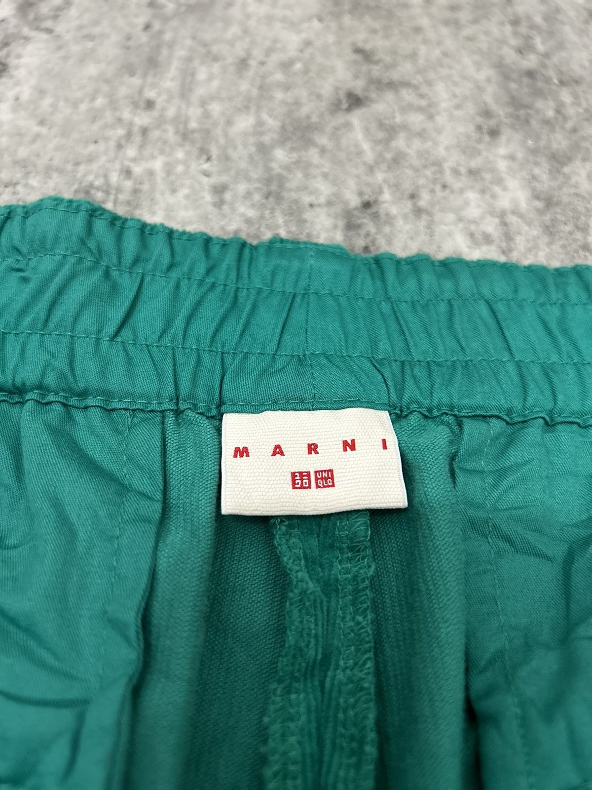Marni × Uniqlo MARNI x Uniqlo Corduroy Wide-Fit Pleated Pants Size US 37 - 9 Thumbnail