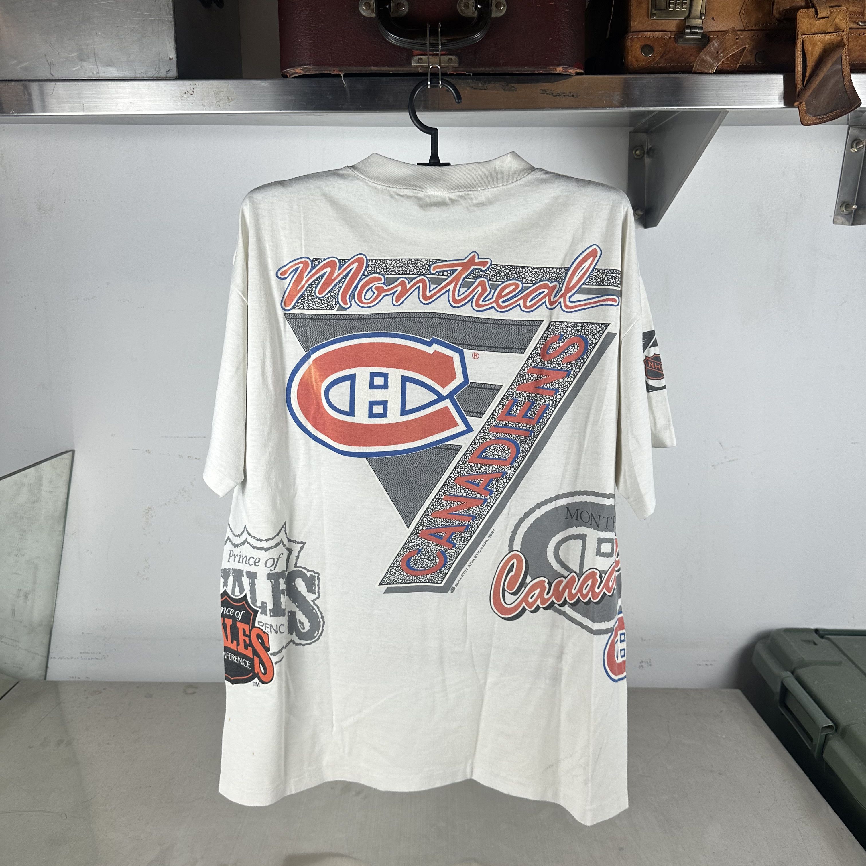 Vintage ​​​​1991 Montreal Canadiens Bulletin Athletic NHL AOP Tee Size US XL / EU 56 / 4 - 3 Thumbnail