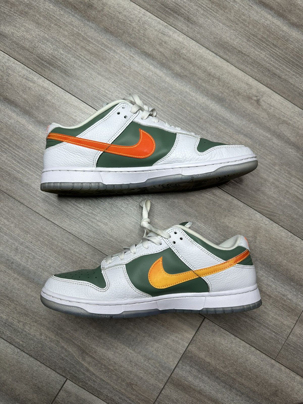 Nike Nike Dunk Low SE NY VS. NY Size 11 Size US 11 / EU 44 - 4 Thumbnail