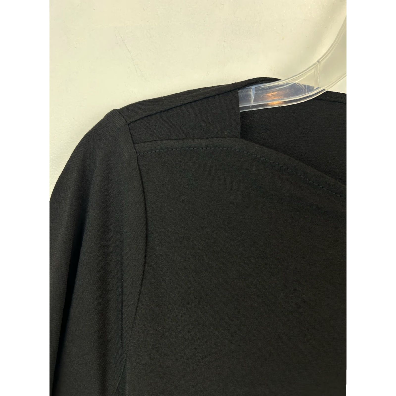 Vintage Susan Graver Top Womens M Liquid Knit Black Pullover Career Capsule Basic Knit Top Casual Office Menstrual? Size M / US 6-8 / IT 42-44 - 5 Thumbnail