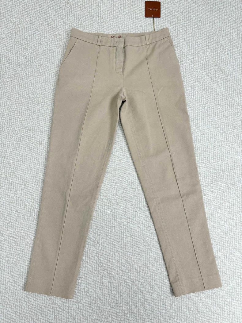 Loro Piana LORO PIANA Classic khaki for casual wear Size 27" / US 4 / IT 40 - 1 Thumbnail