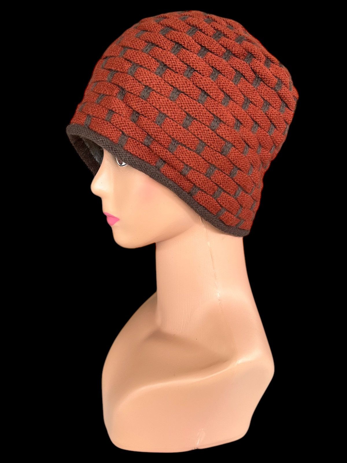 Descente × Japanese Brand × Vintage Vintage Descente Knitted Beanie Hats Size ONE SIZE - 1 Thumbnail