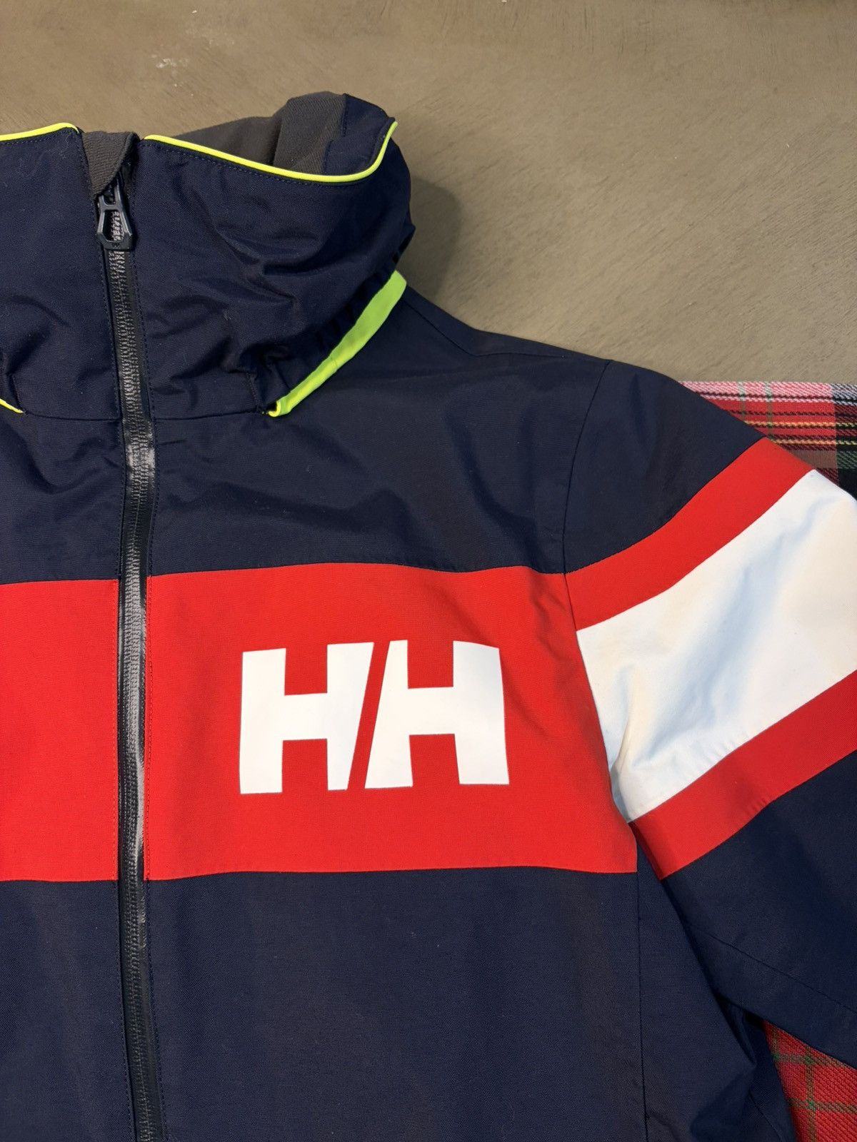 Helly Hansen Navy Blue and Red Helly Hansen Waterproof Jacket Size US S / EU 44-46 / 1 - 1 Thumbnail