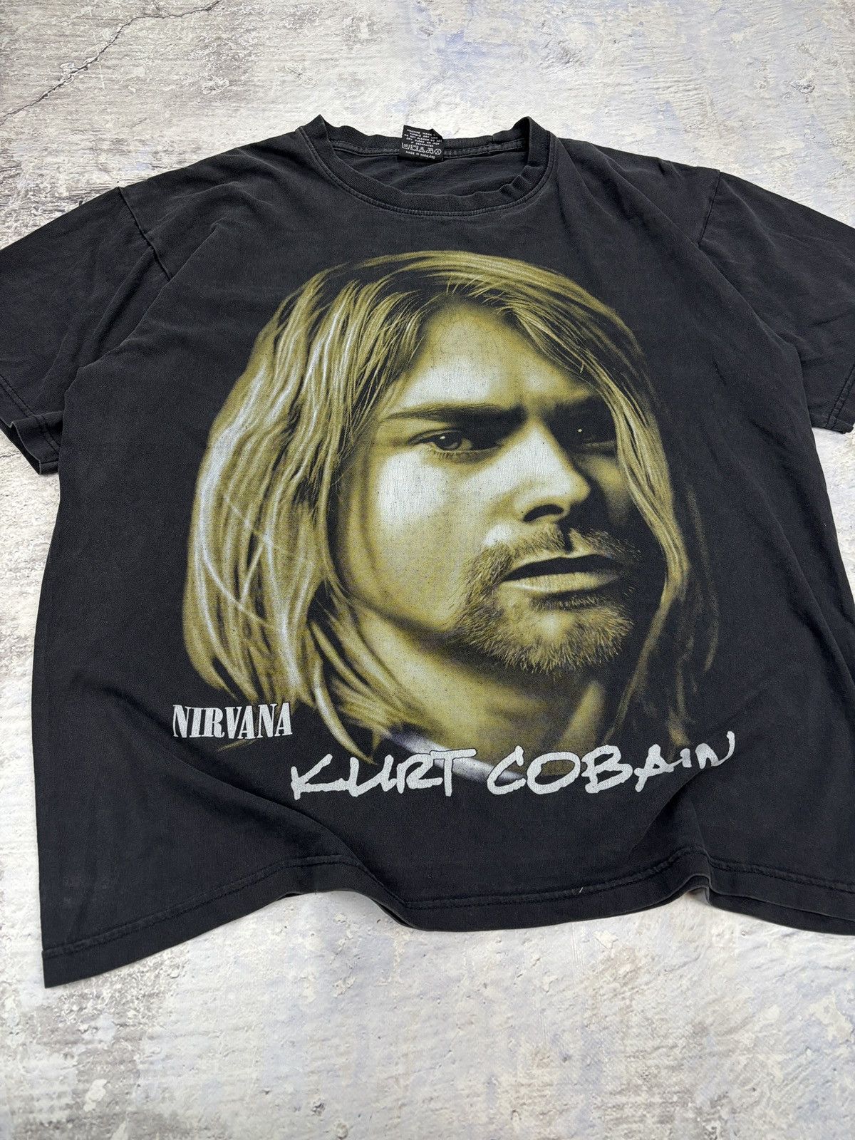 Nirvana Nirvana Kurt Cobain vintage t shirt mech rare faded cott Size US L / EU 52-54 / 3 - 2 Thumbnail