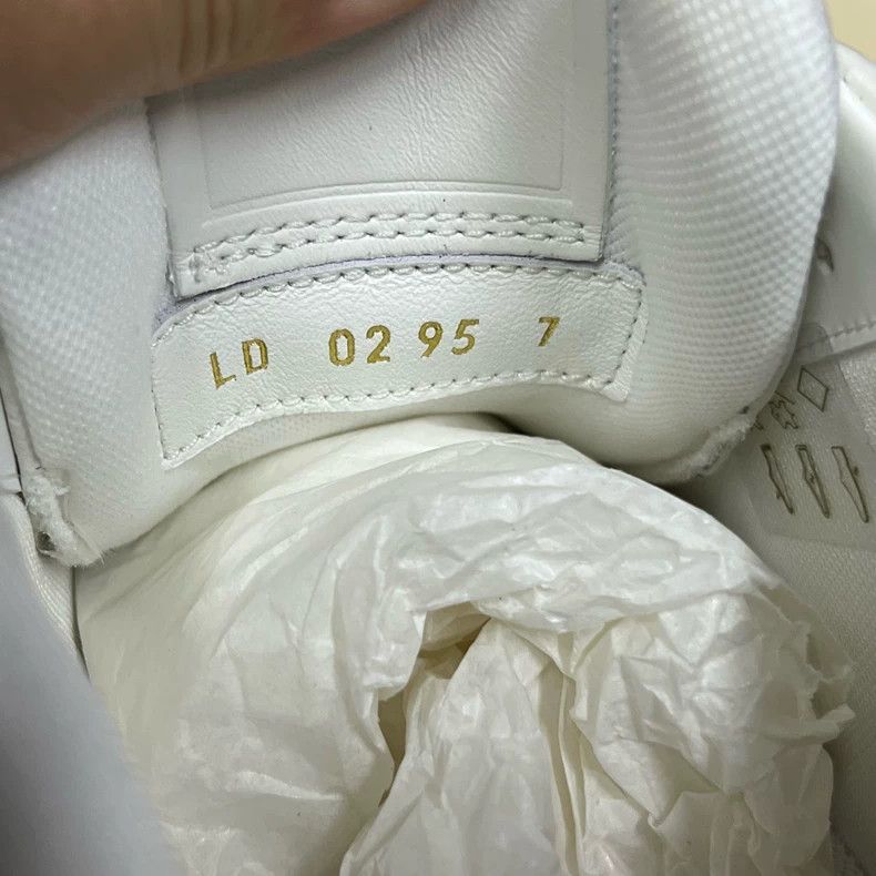 Louis Vuitton Louis Vuitton White, blue and purple cow leather lace-up f Size US 7 / EU 40 - 6 Thumbnail