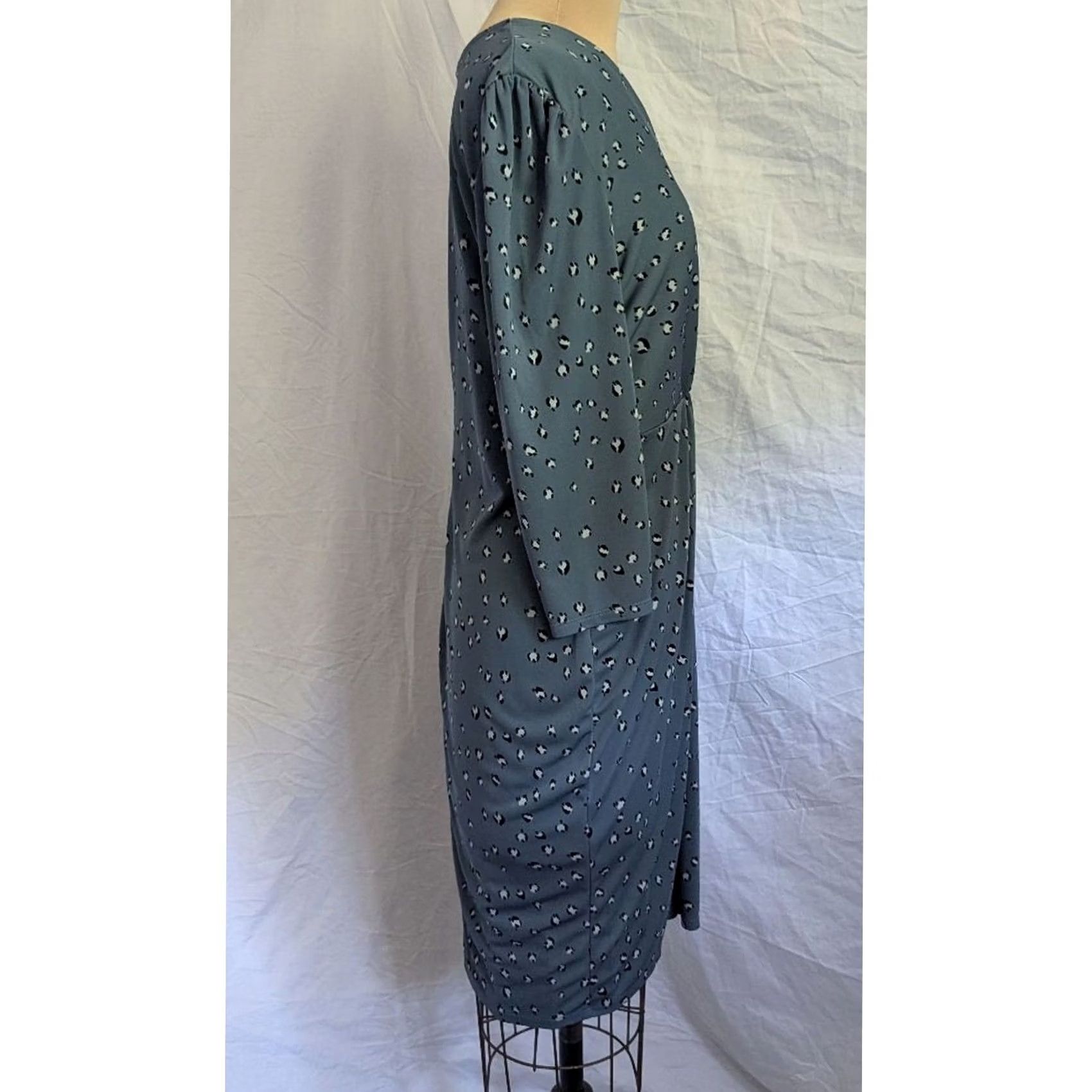 Vintage Lark & Ro Blue Animal Print Twist Front V-Neck Sheath Dress L Midi Long Sleeve Jersey Stretch Women Size L / US 10 / IT 46 - 3 Thumbnail