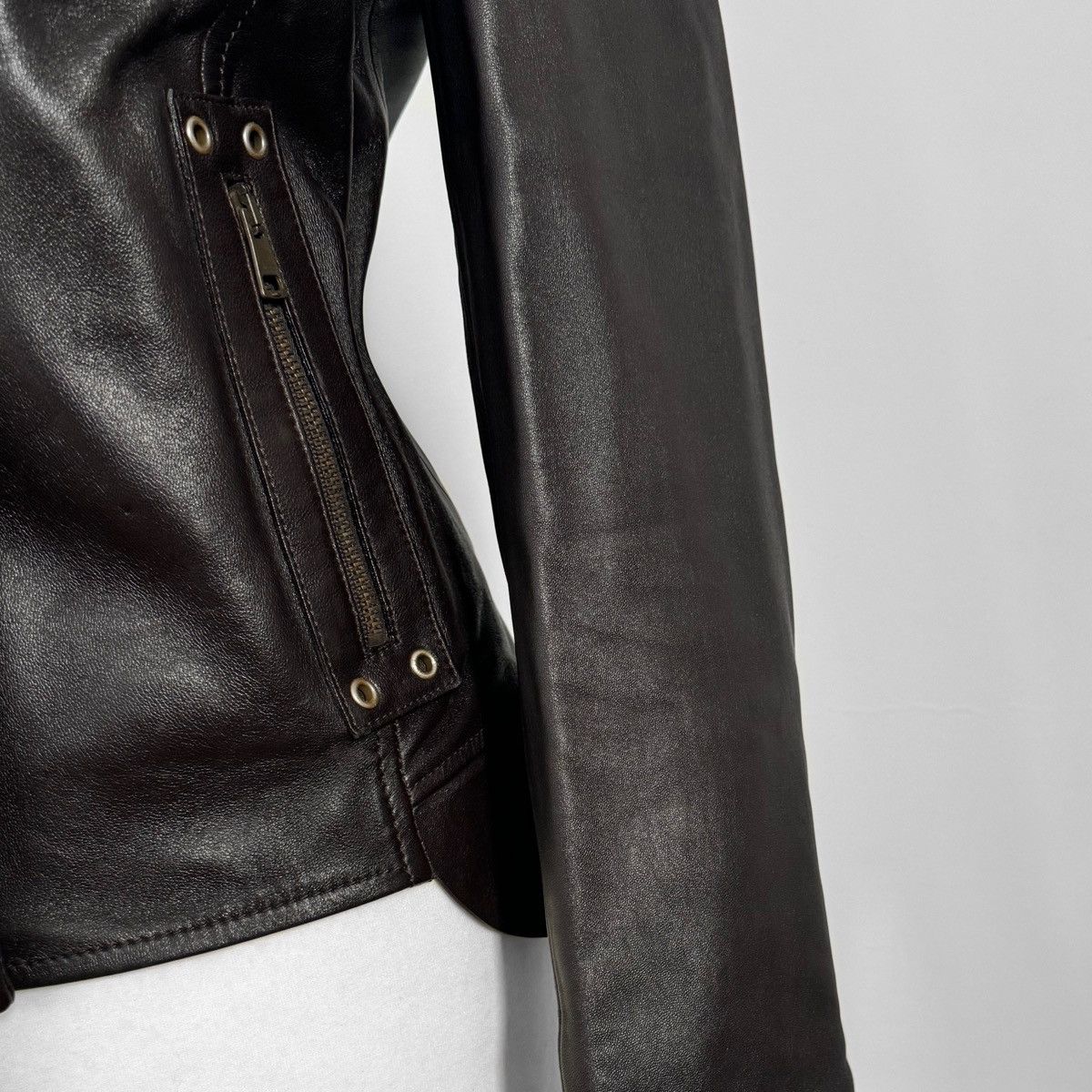 Gucci Runway Tom Ford for Gucci Asymmetrical Leather Jacket Size M / US 6-8 / IT 42-44 - 12 Thumbnail