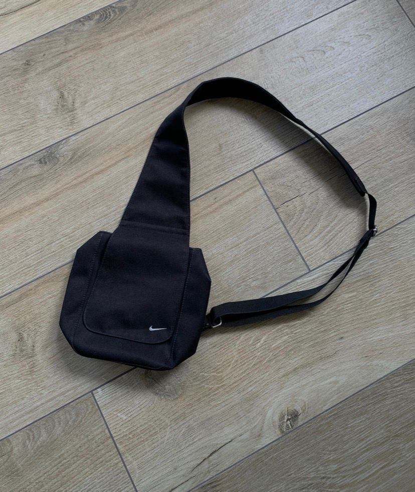 Pre-owned Nike X Vintage Nike Swoosh Black Sling Bag Gorpcore Y2k