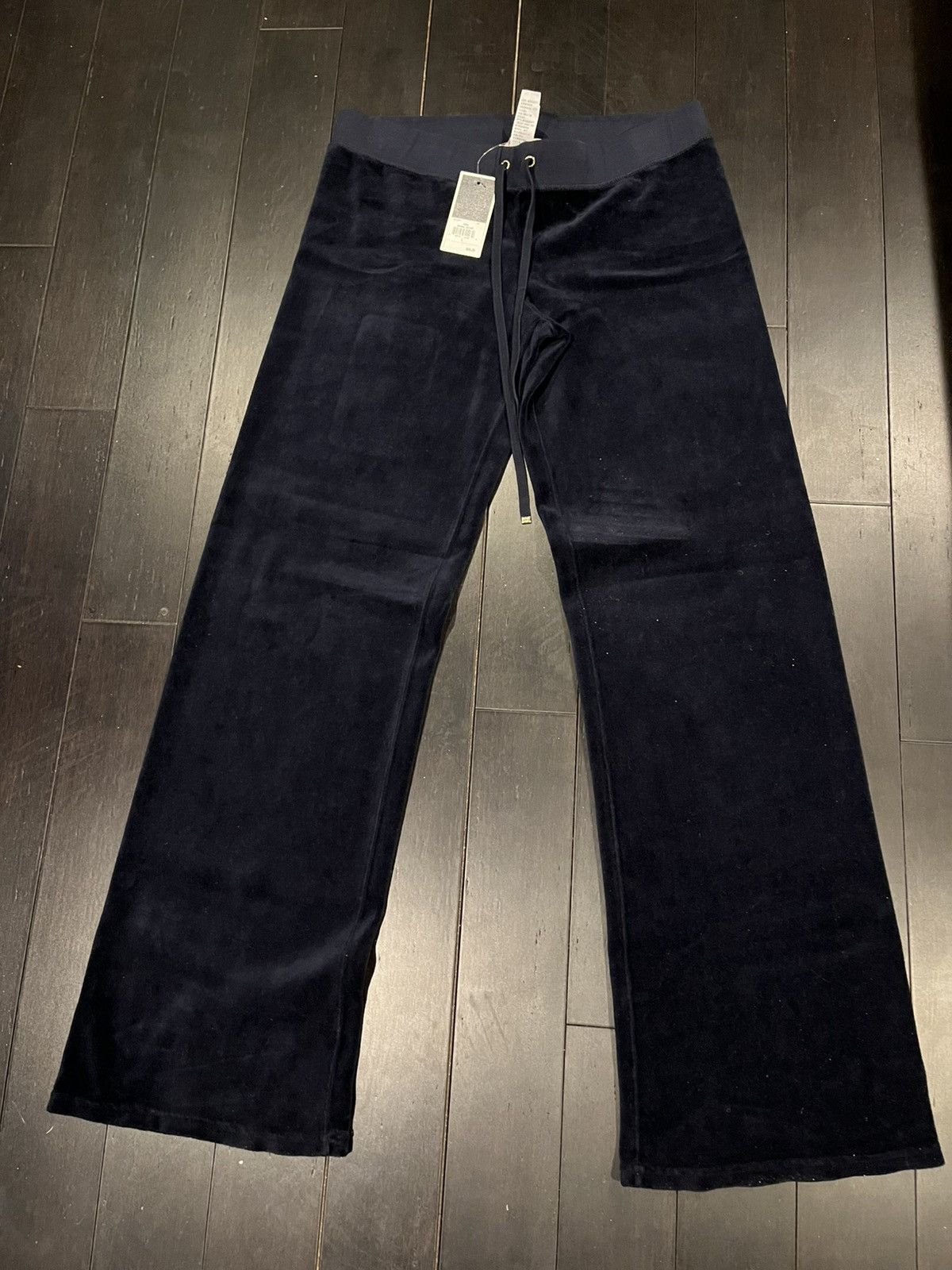 Juicy Couture VINTAGE VELOUR JUICY COUTURE TRACKSUIT Y2K NEW NAVY Size L / US 10 / IT 46 - 3 Thumbnail