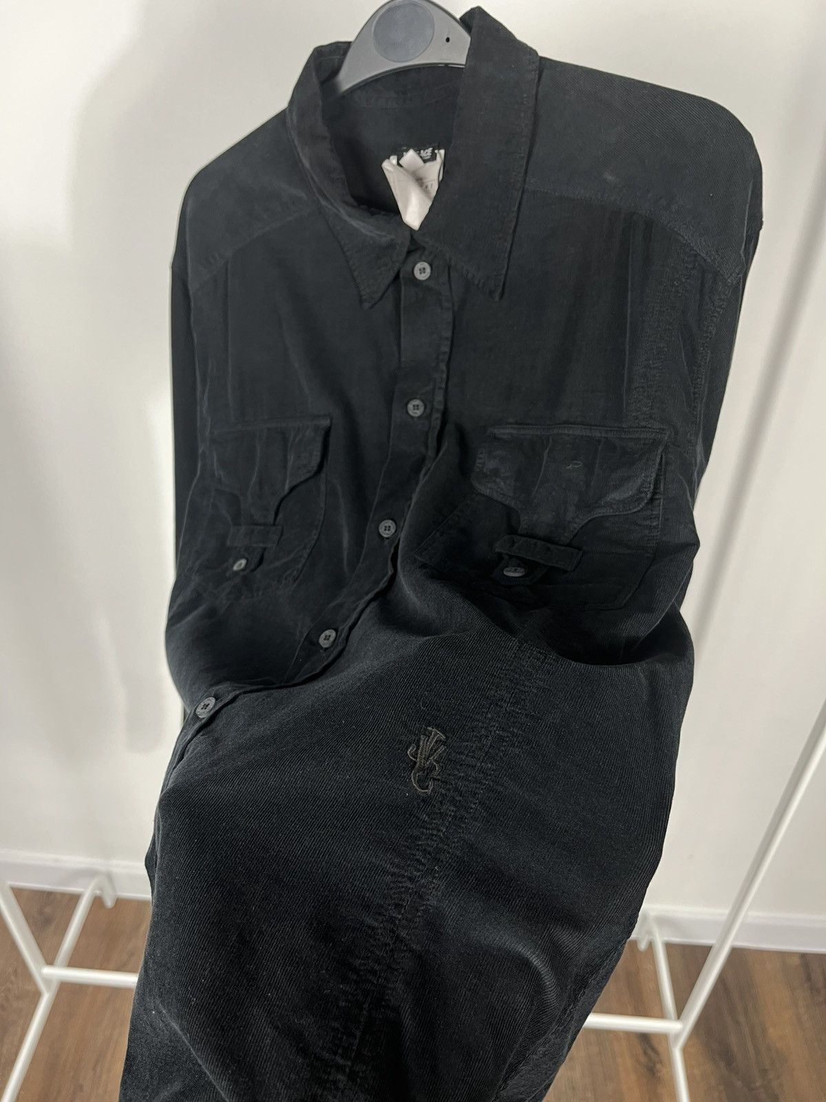 Versace Jeans Couture Versace Jeans Couture Black Corduroy Shirt Logo L Italy Size US L / EU 52-54 / 3 - 6 Thumbnail