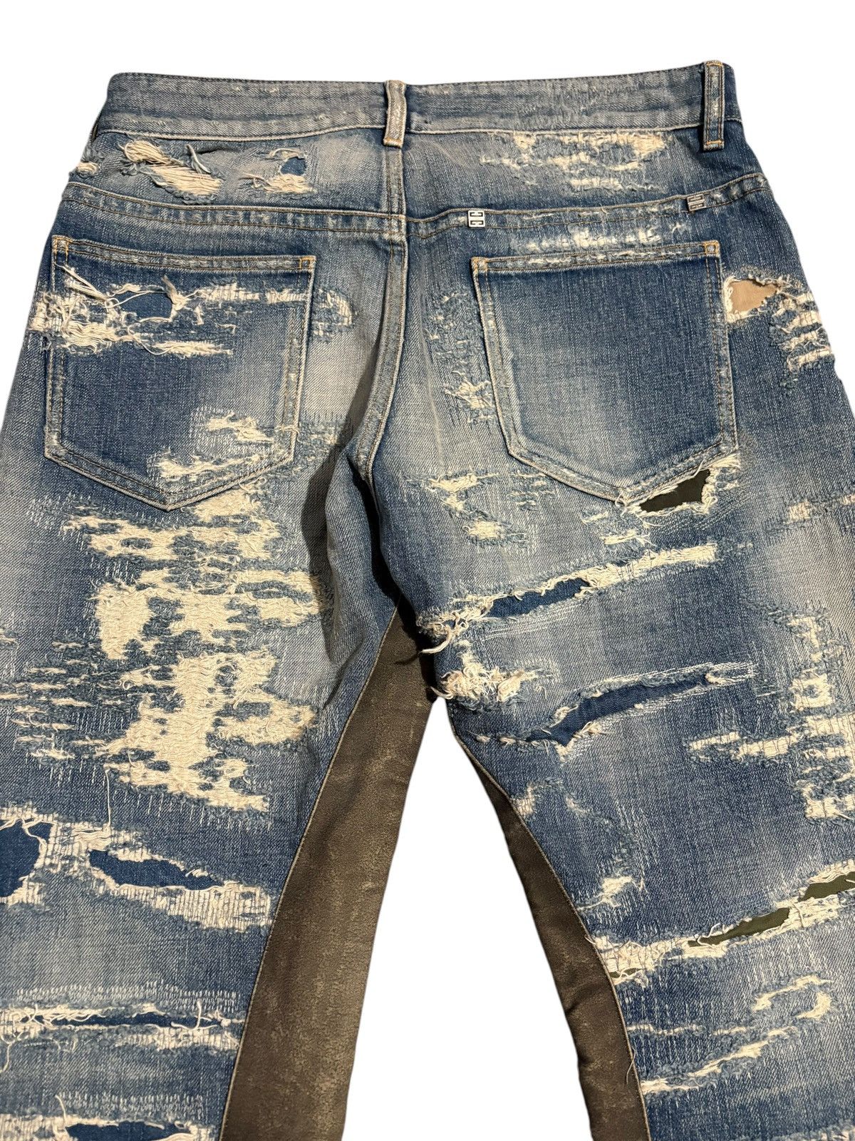 Givenchy 31 FW22 Givenchy Matthew Williams Moleskin Distressed Jeans Size US 31 - 5 Thumbnail
