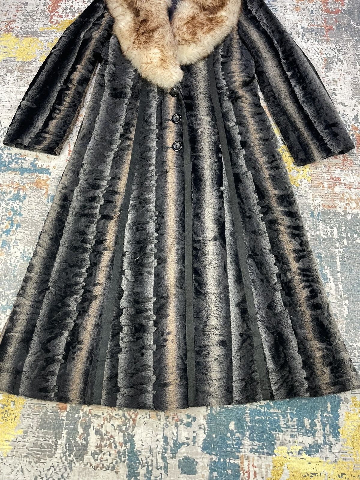 Japanese Brand Vintage Velvet Velour Striped Fur Long Coat Size S / US 4 / IT 40 - 2 Thumbnail