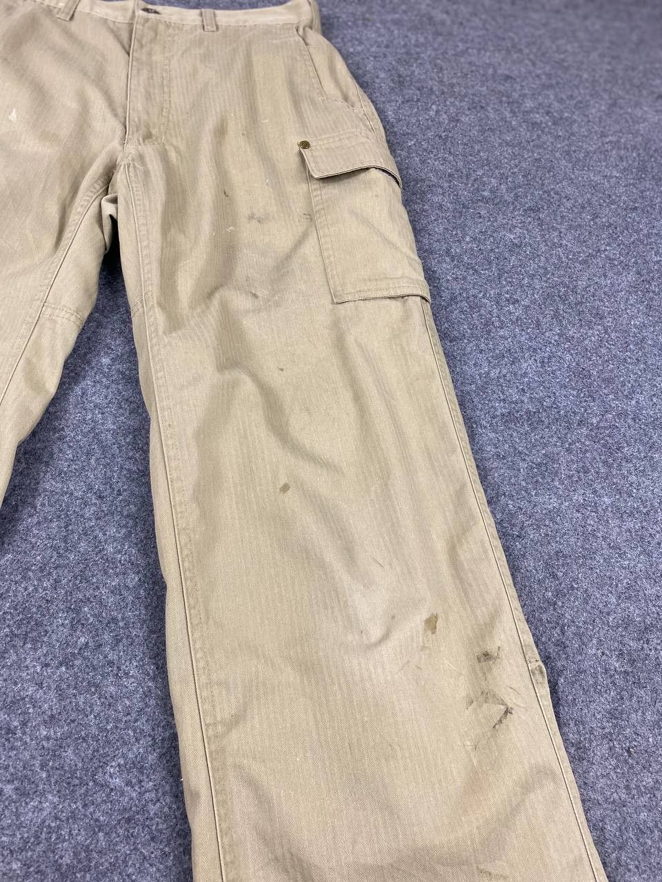 Japanese Brand japanese brands cargo pants herringbone twill design Size US 33 - 10 Thumbnail