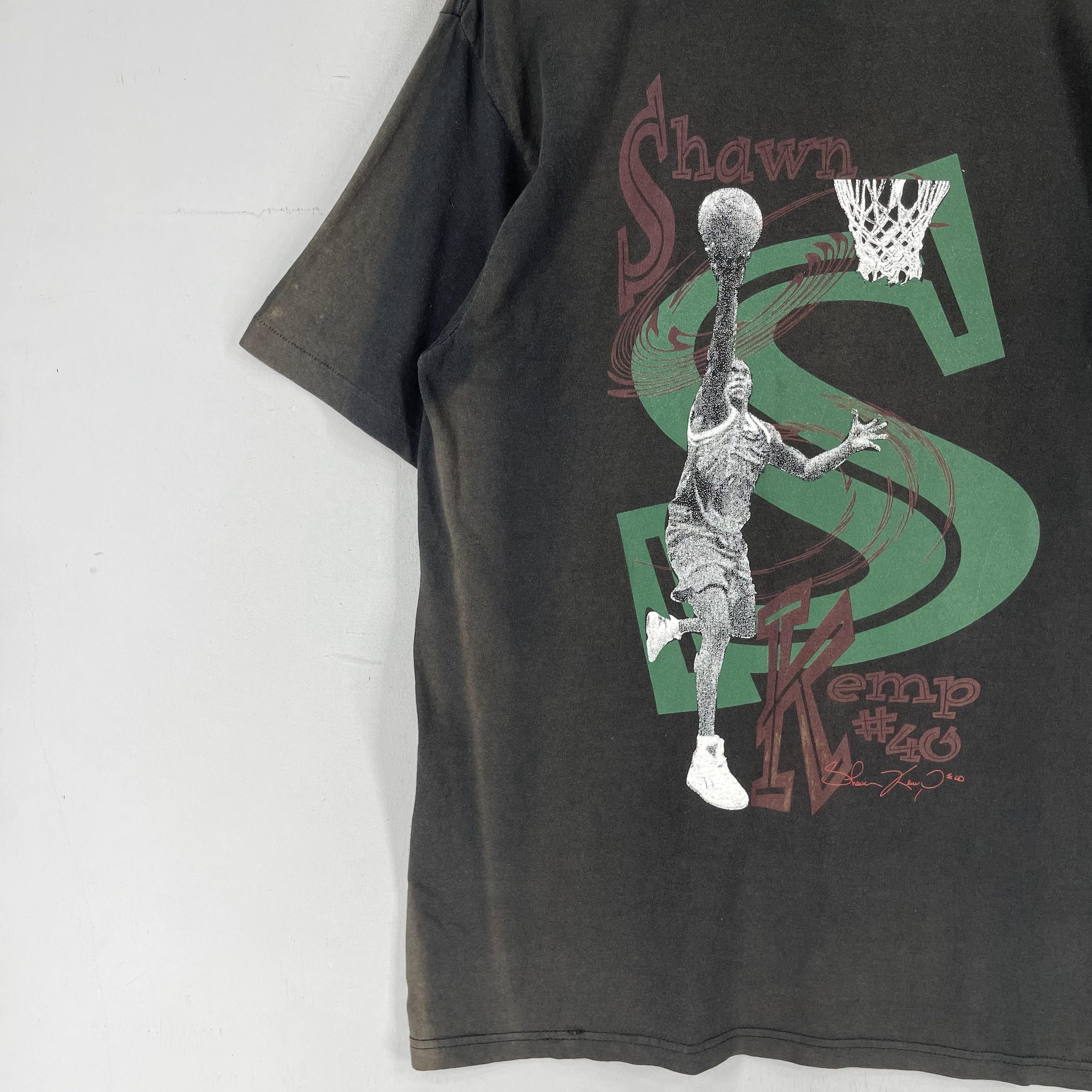 NBA Vintage 90's SHAWN KEMP Sonics Nba Sun Faded Tshirt Size US M / EU 48-50 / 2 - 6 Thumbnail