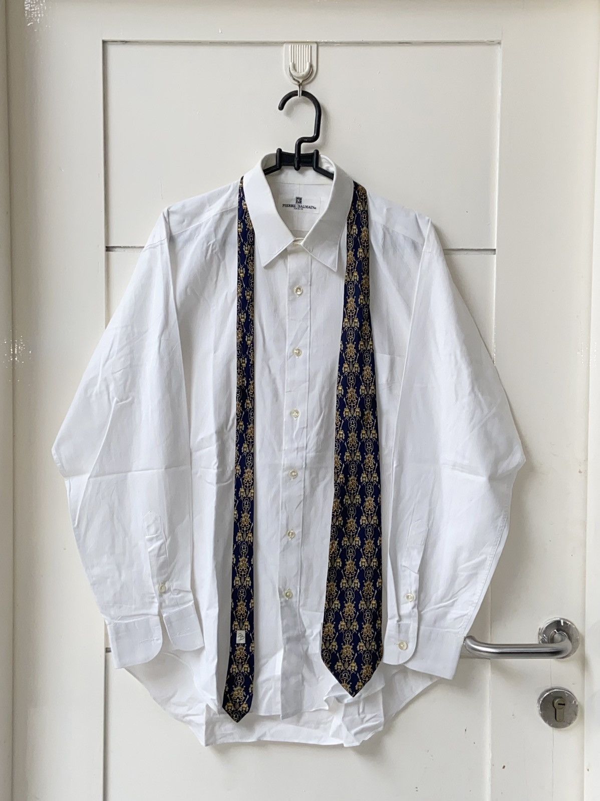 Pierre Balmain PIERRE BALMAIN Paris White Shirt Size US S / EU 44-46 / 1 - 1 Thumbnail