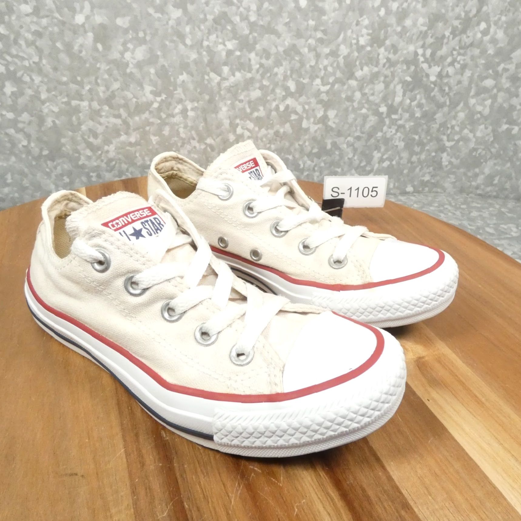 Converse Converse Chuck Taylor All-Star Sneaker Womens 5 White Canvas Low Top W7652 Size XS / US 0-2 / IT 36-38 - 2 Thumbnail