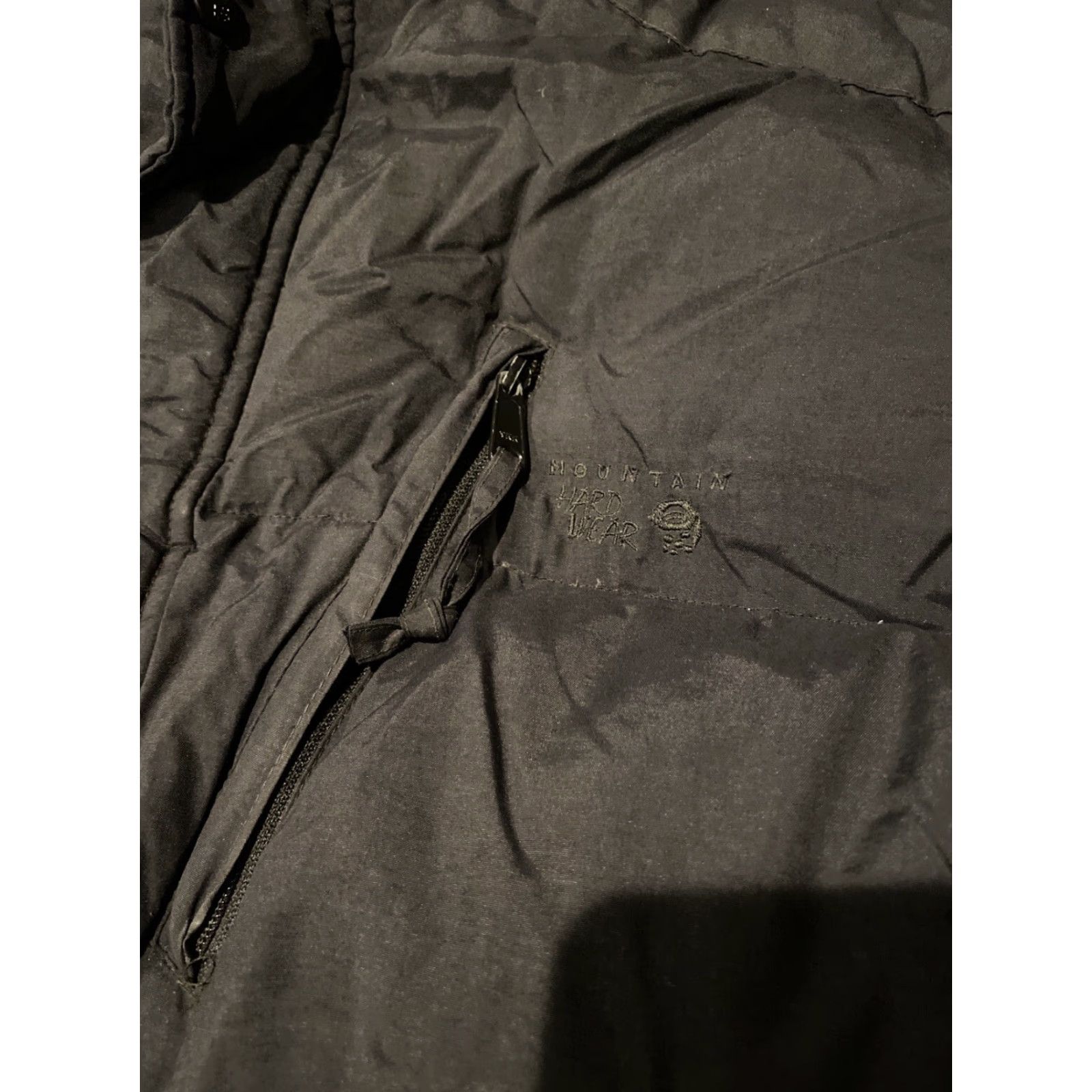 Mountain Hardwear VINTAGE Mountain Hardwear Black Goose Down Parka Jacket Large L Mens No Hood Zip Defect Size US L / EU 52-54 / 3 - 5 Thumbnail