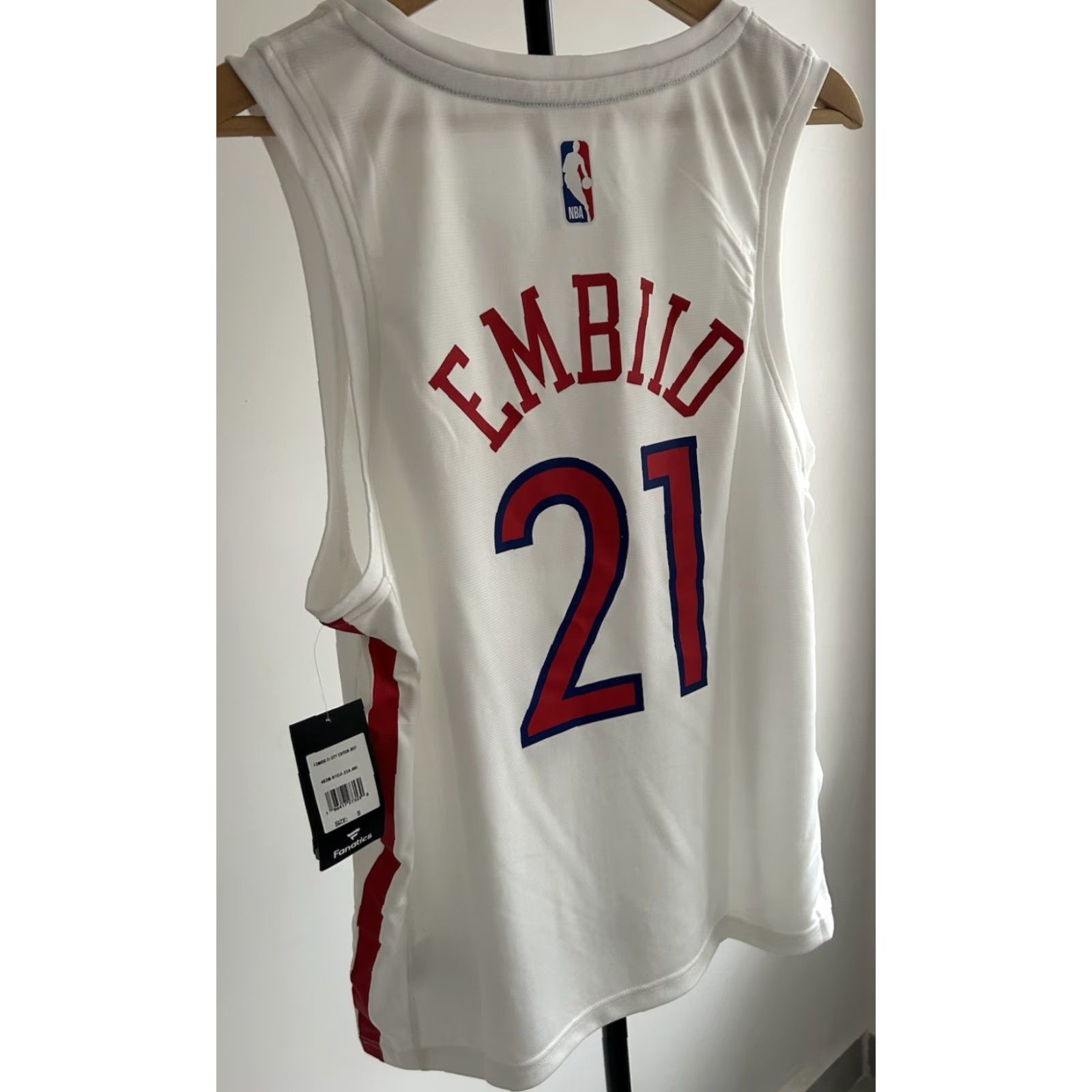 Vintage VINTAGE Fanatics Philadelphia 76ers Jersey City Edition #21 Joel Embiid Sleeveless S White Men's Regular Nike Swingman Basketball Shirt Size US S / EU 44-46 / 1 - 4 Thumbnail