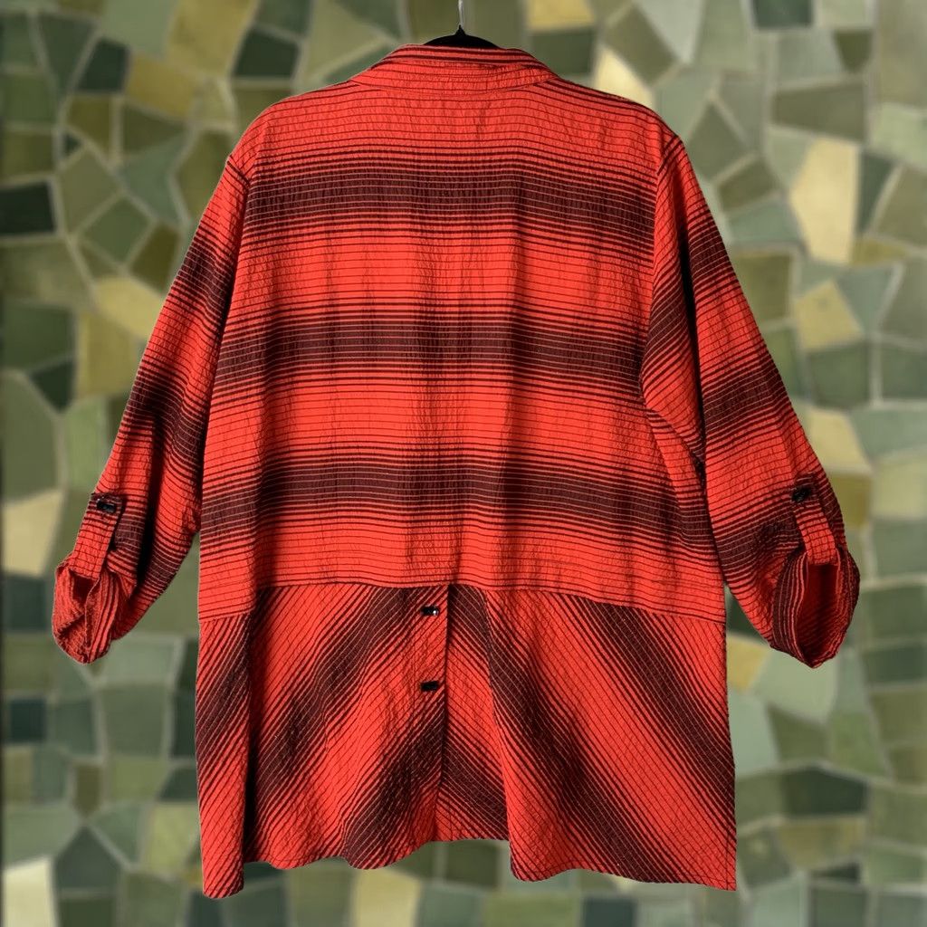 Vintage Ali Miles Tunic Blouse Shirt Woman XL Red 3/4 Sleeve Button Up Collar Crinkle Artsy Solid Vintage No Size XL / US 12-14 / IT 48-50 - 1 Thumbnail
