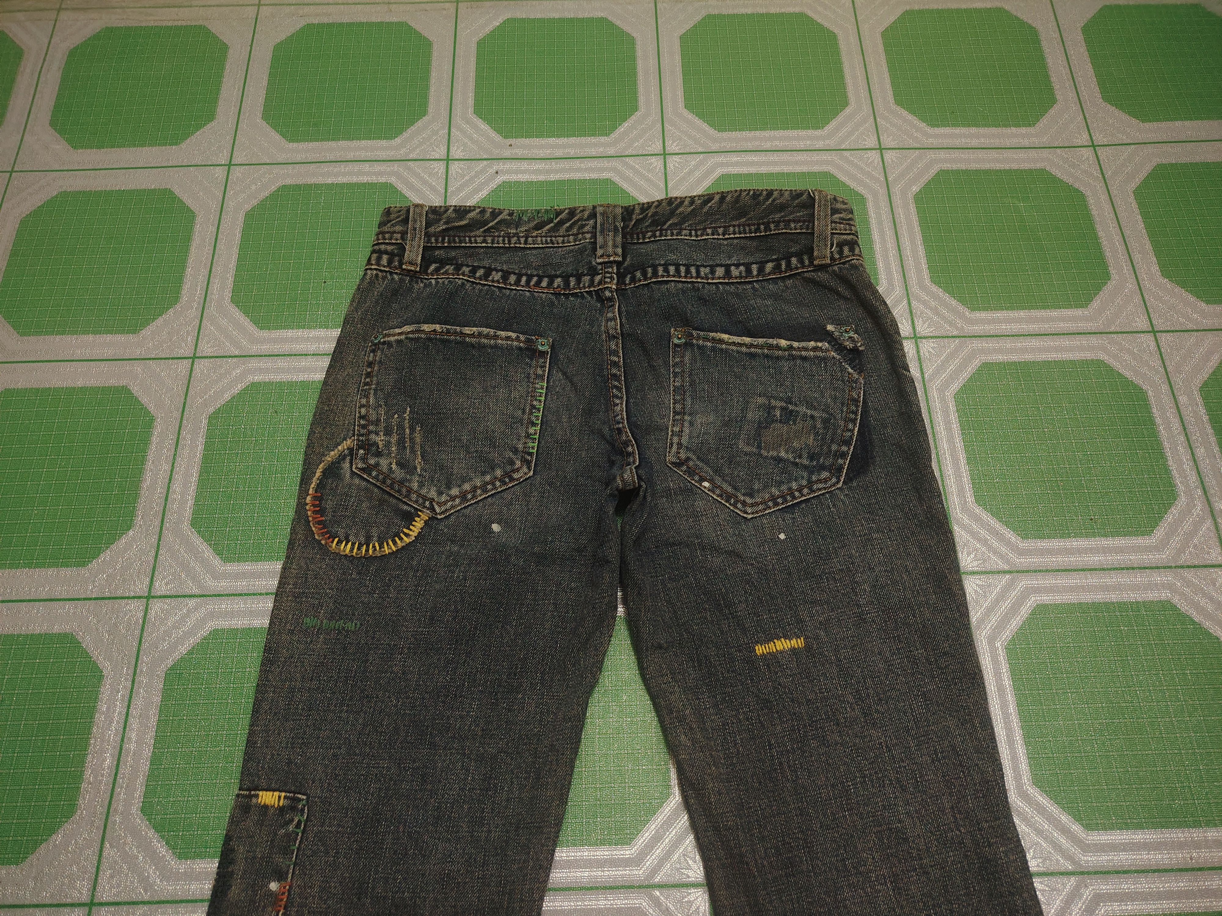 Who Decides War Japanese Back Number Patchwork Boro Flared Jeans Distressed Size US 30 / EU 46 - 13 Thumbnail